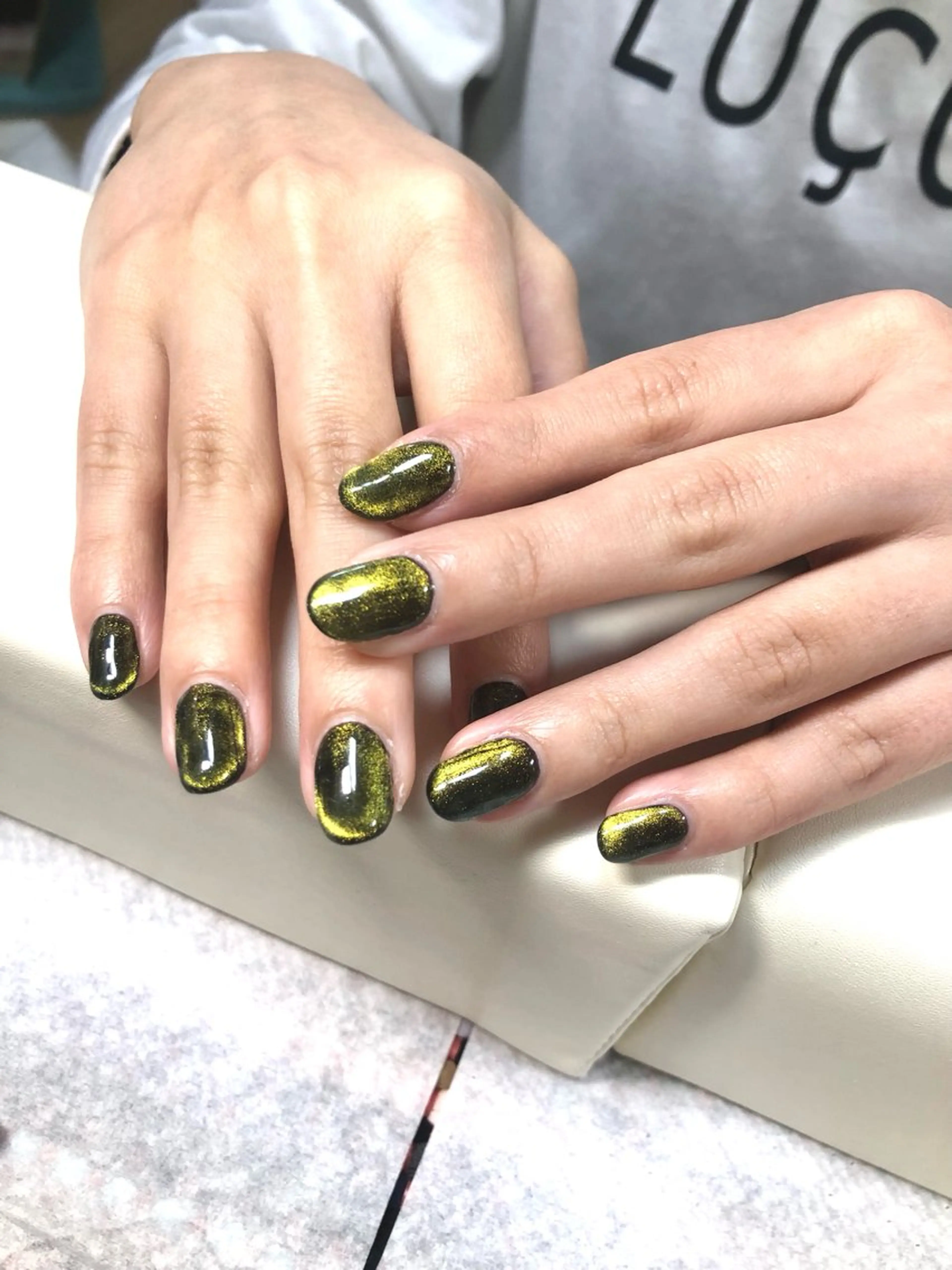 ネイル マグネットネイル シンプルネイル ハンドネイル salon *meehoのネイルデザイン