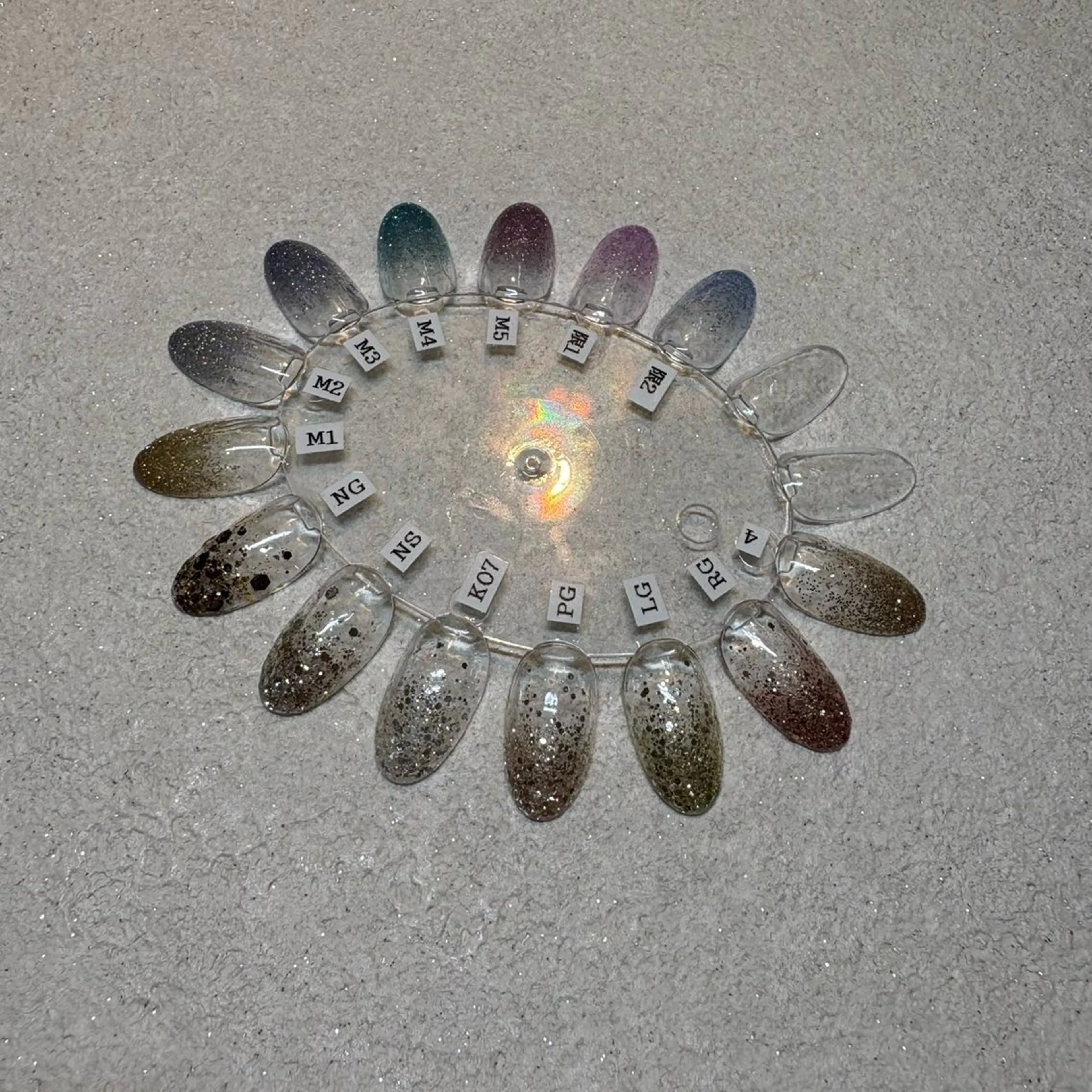 ネイル グラデーション ラメ(グリッター) ラメグラデーション 本八幡駅 yukaのネイルデザイン