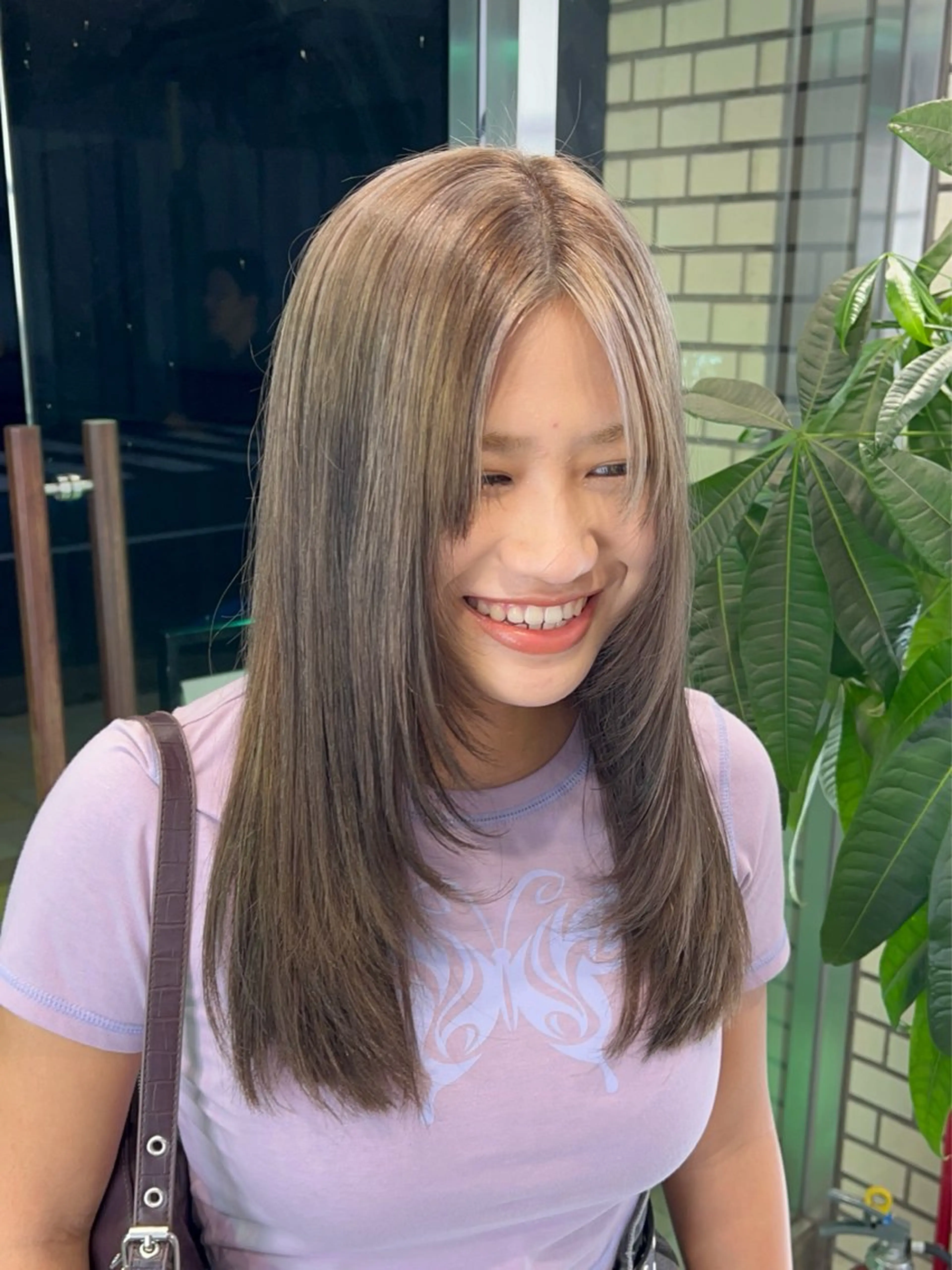 セミロング カット 🌞レイヤー×カラー 前川那津美🌞のヘアスタイル