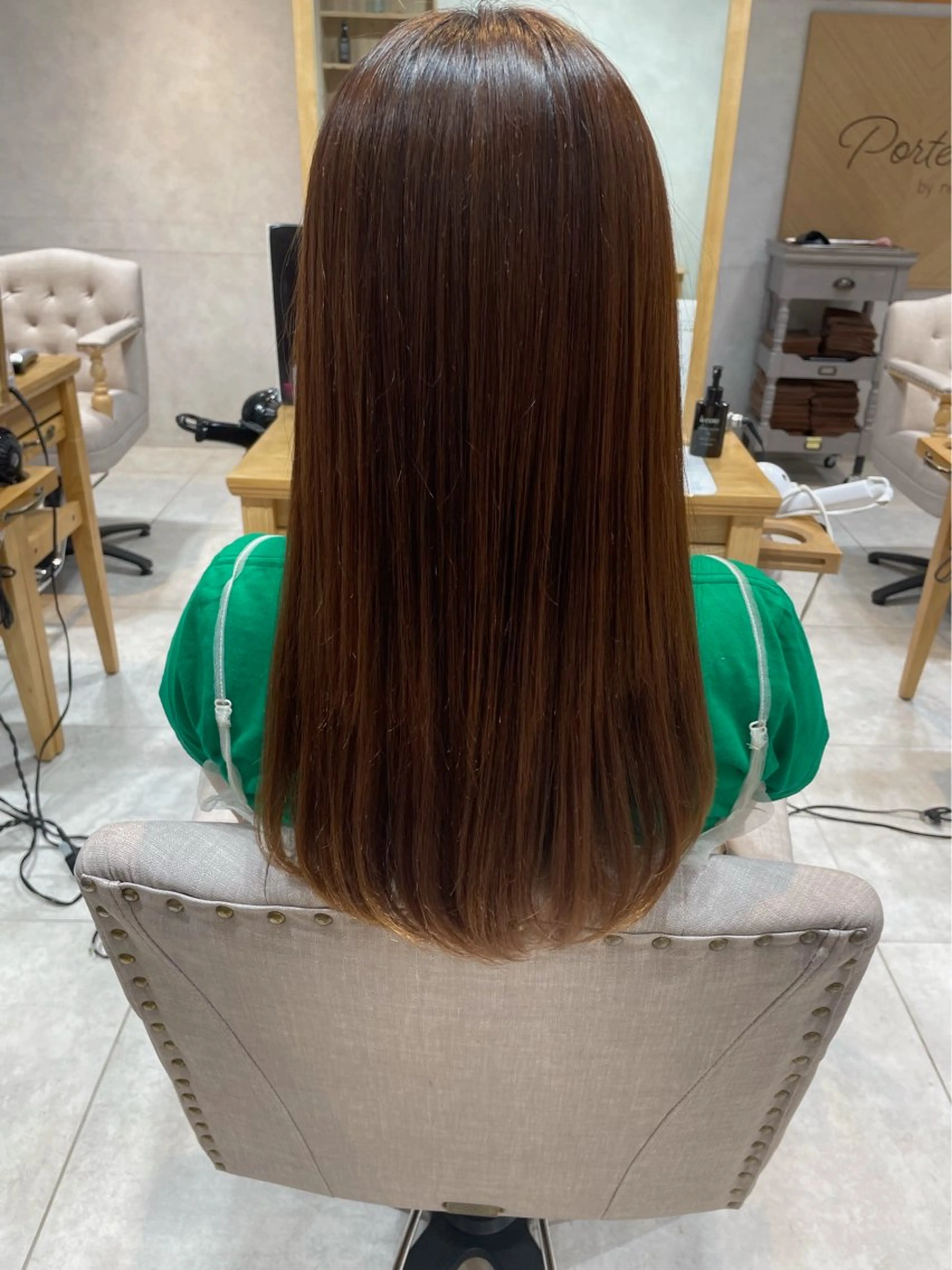 カラー 鎌田 桃果のヘアスタイル