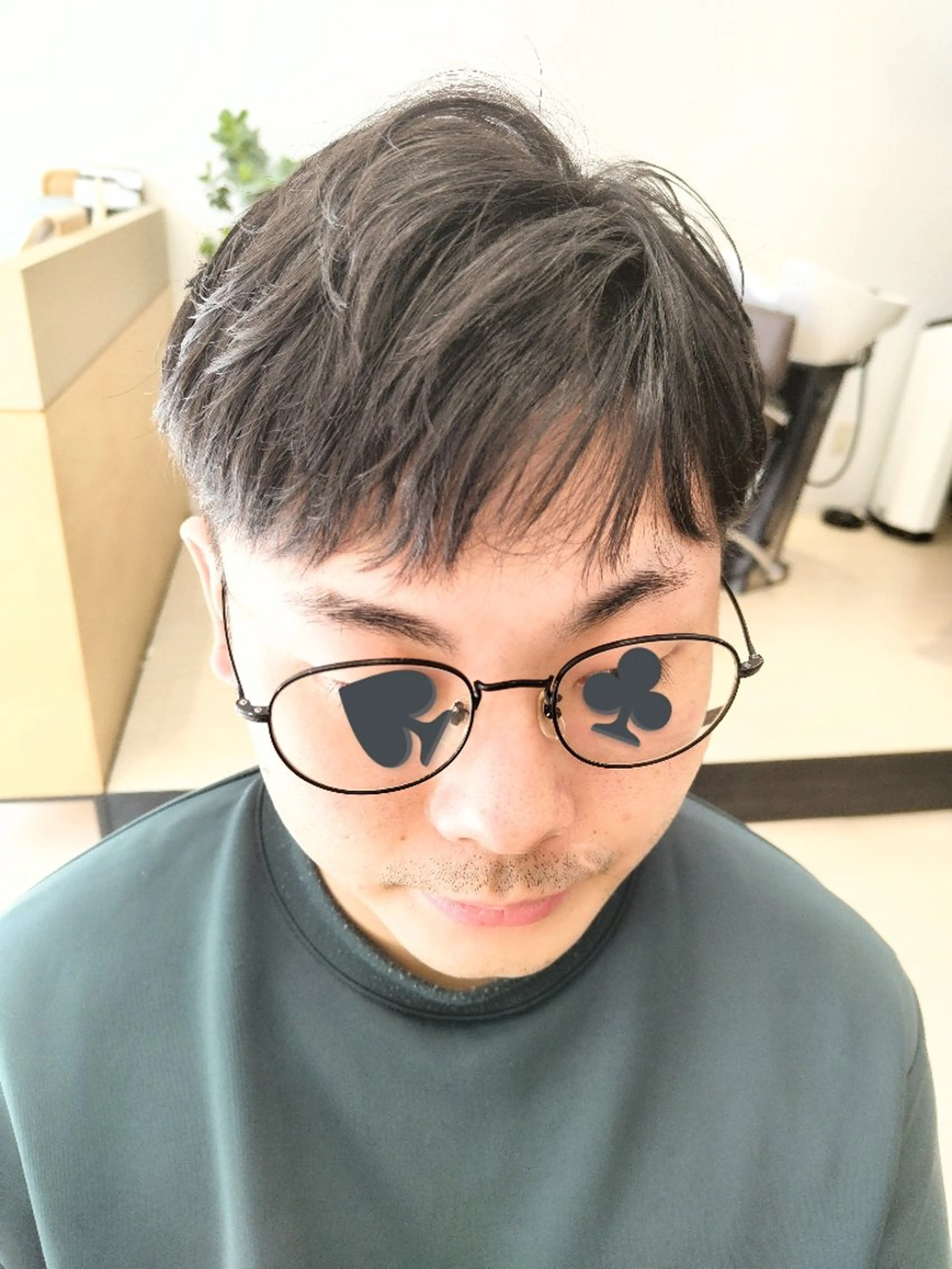 メンズ パーマ ダウンパーマ メンズパーマ プードルパーマ ツーブロック 刈り上げ カット Fucai tomocoのヘアスタイル