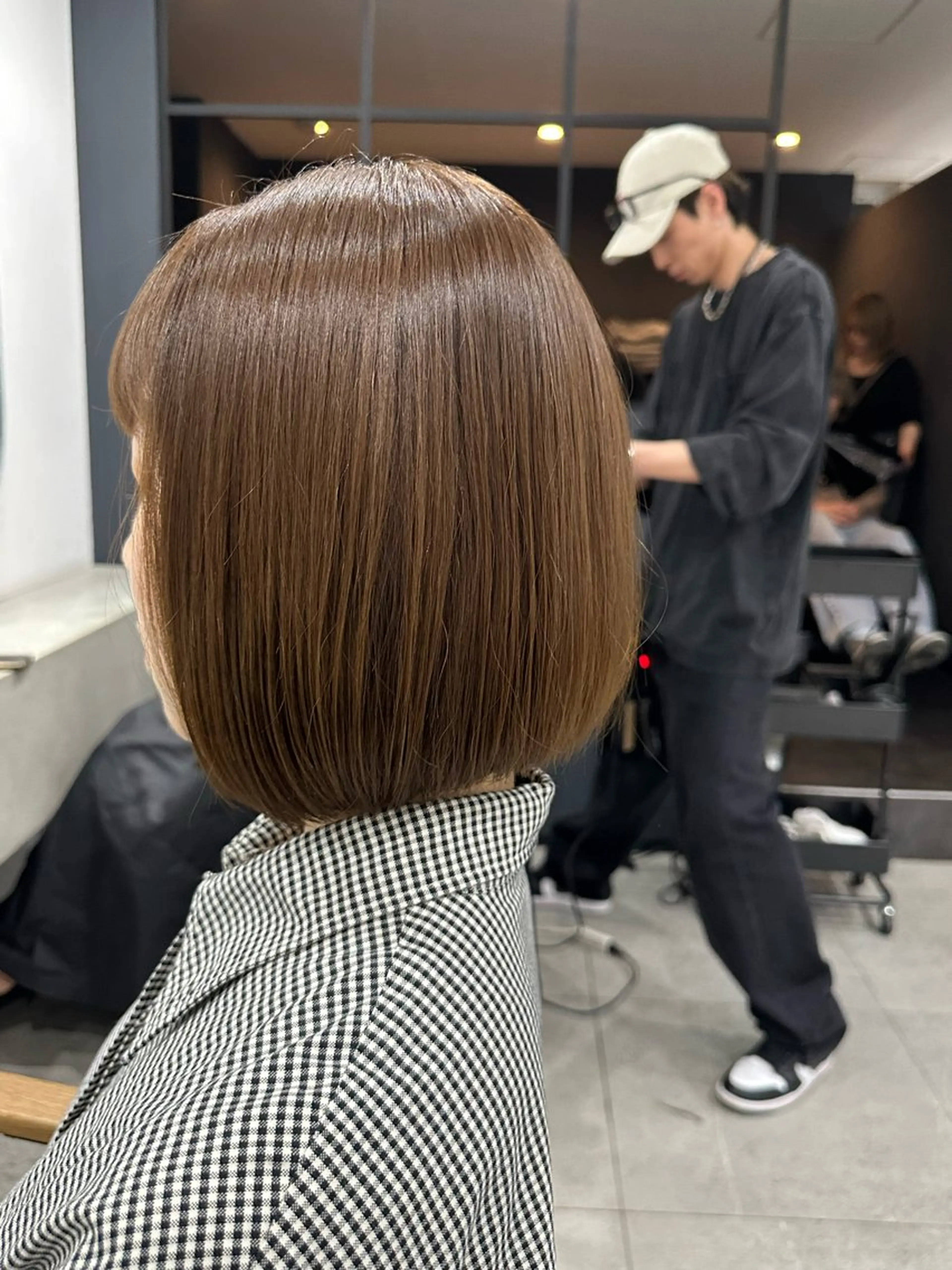 ミディアム カラー カット ヘアカラー トリートメント シガ ミクトのヘアスタイル