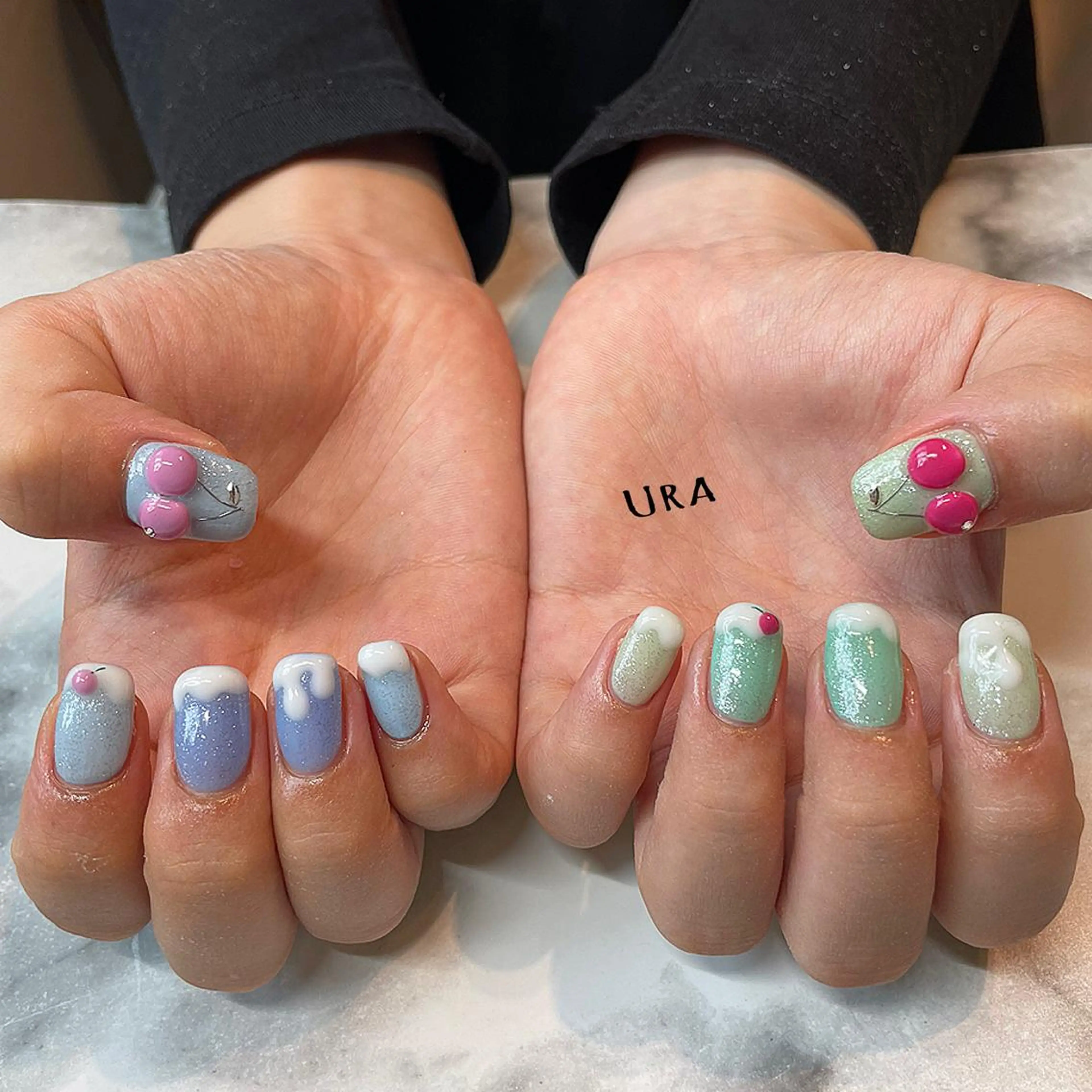 ネイル UrakoNail 《nail》のネイルデザイン