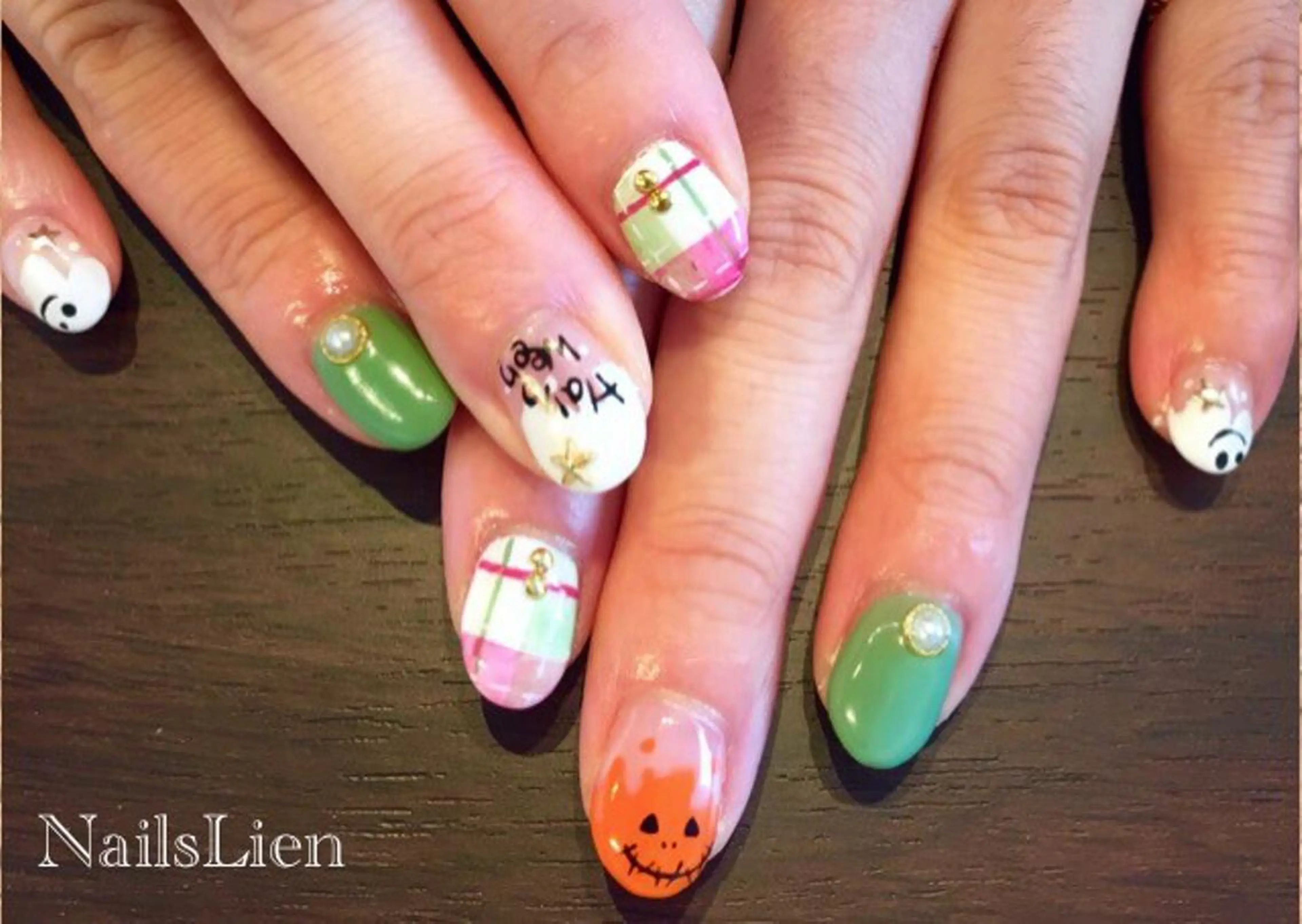 ネイル studio e n / RiNのネイルデザイン