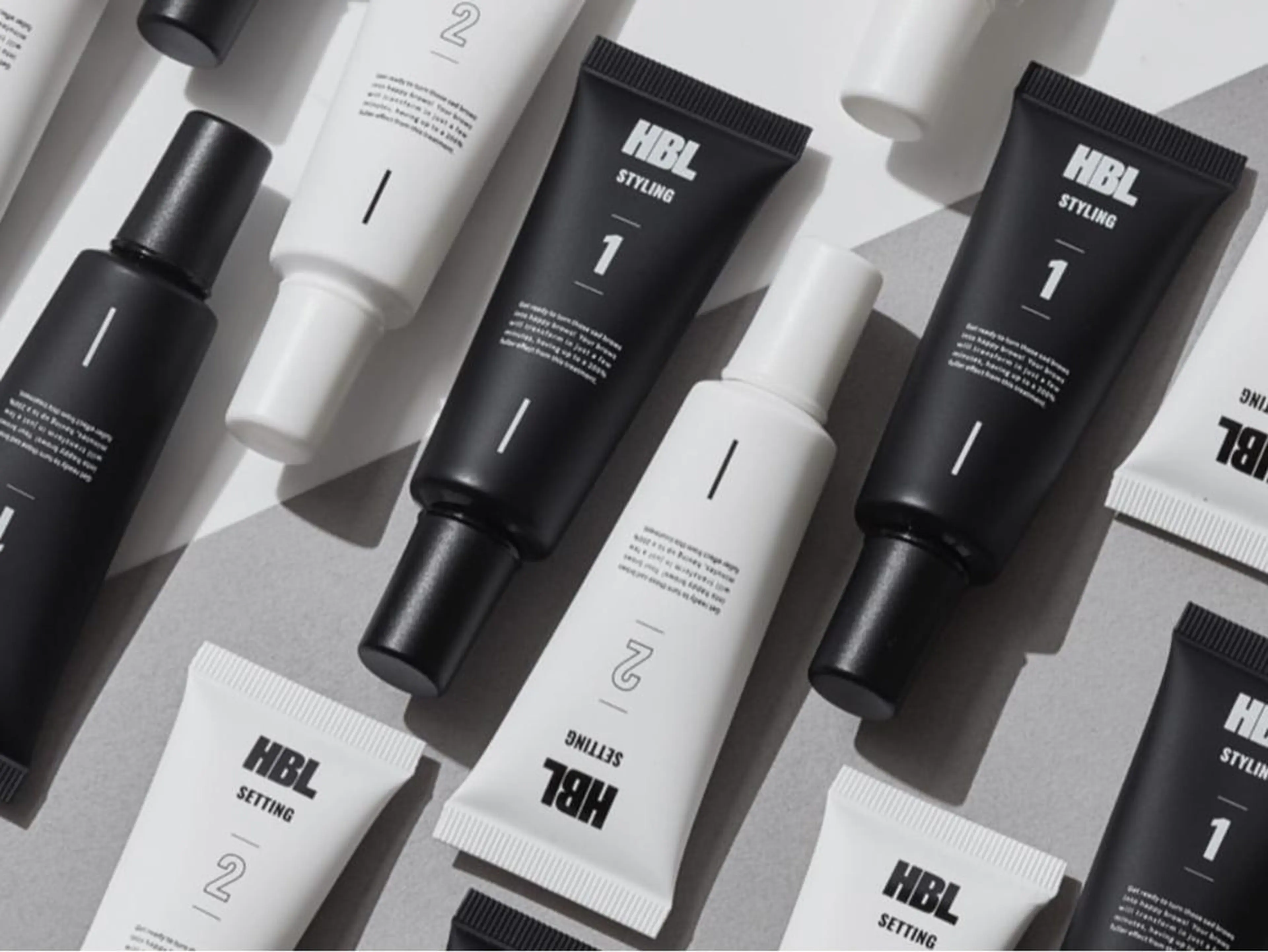 アイブロウ ワックス脱毛 その他(アイブロウ) A.i.a四条烏丸店所属・A.i.a (エーアイエー)の眉毛・アイブロウイメージ