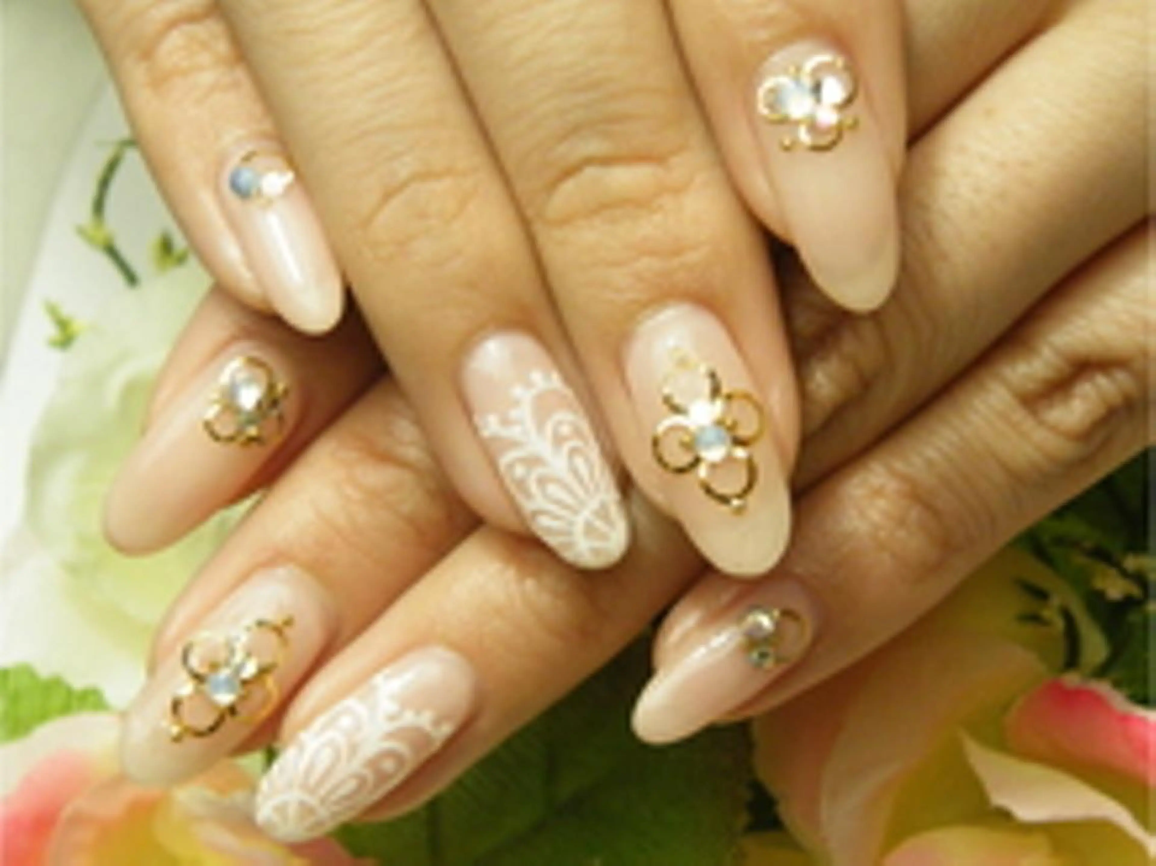 ネイル Nest 三田のマツエク・マツパデザイン