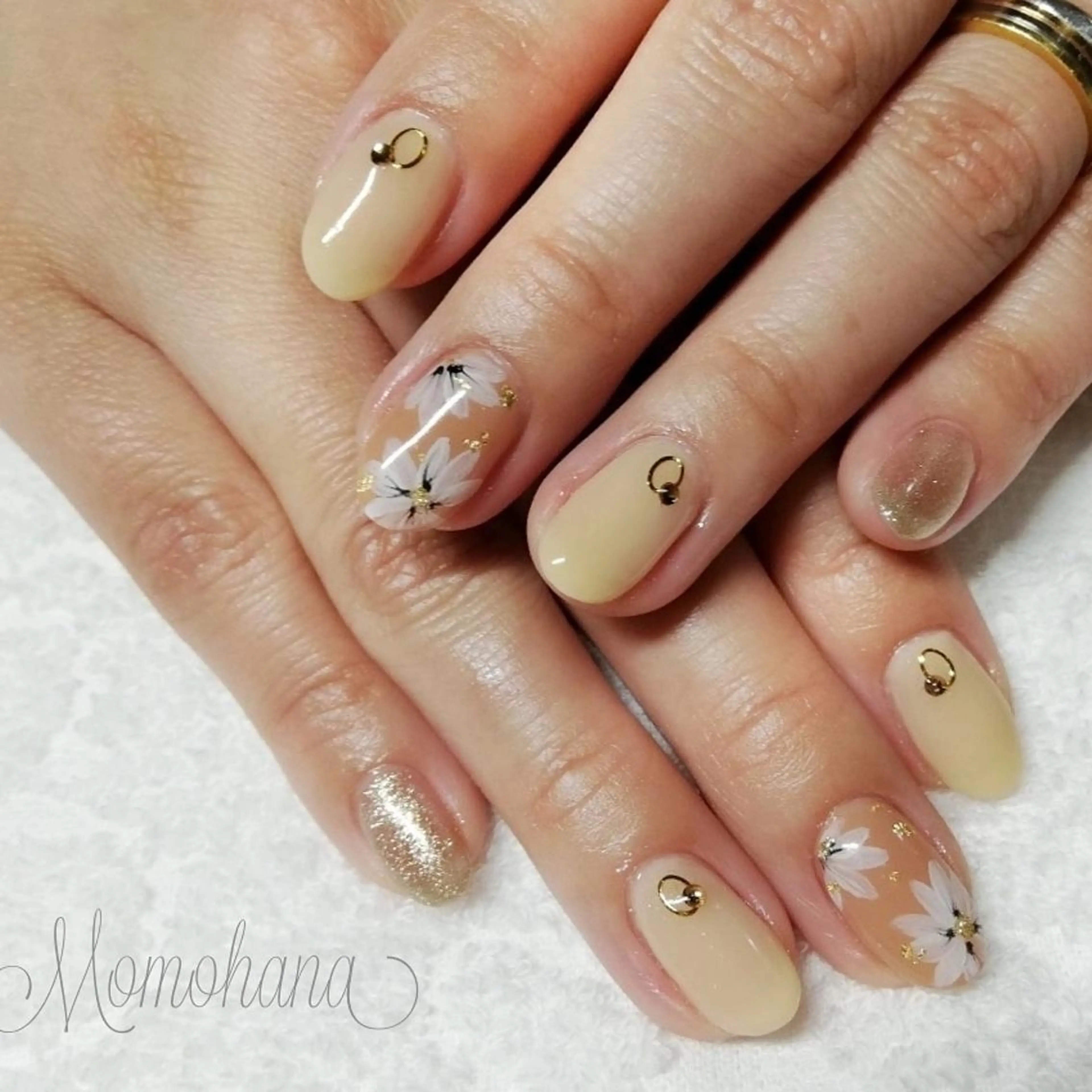 ネイル momohana  のネイルデザイン