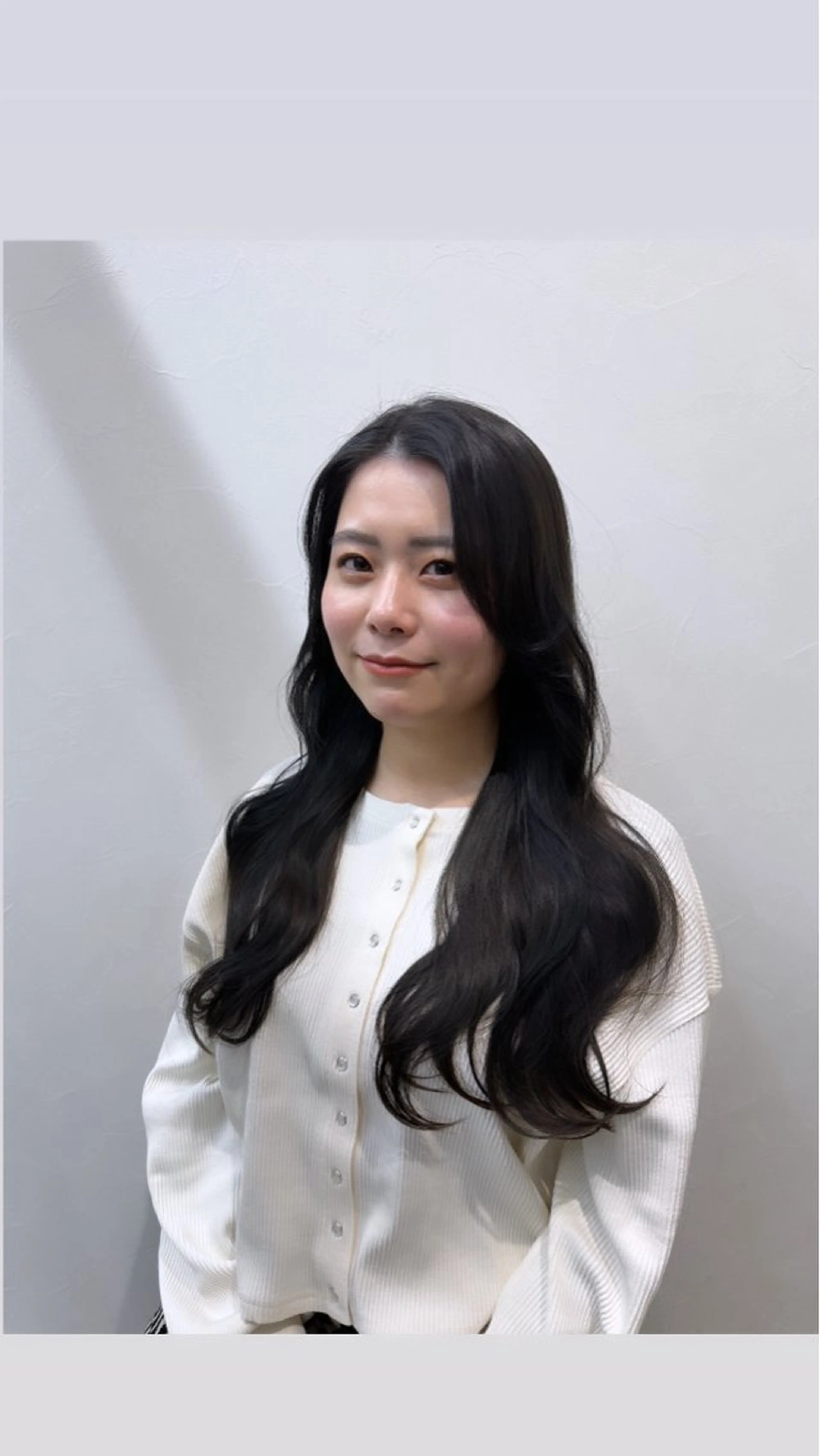 ロング カラー アッシュ ブリーチ ブリーチなしカラー 韓国風ヘア レイヤーカット 髪質改善×艶カラー Haruのヘアスタイル