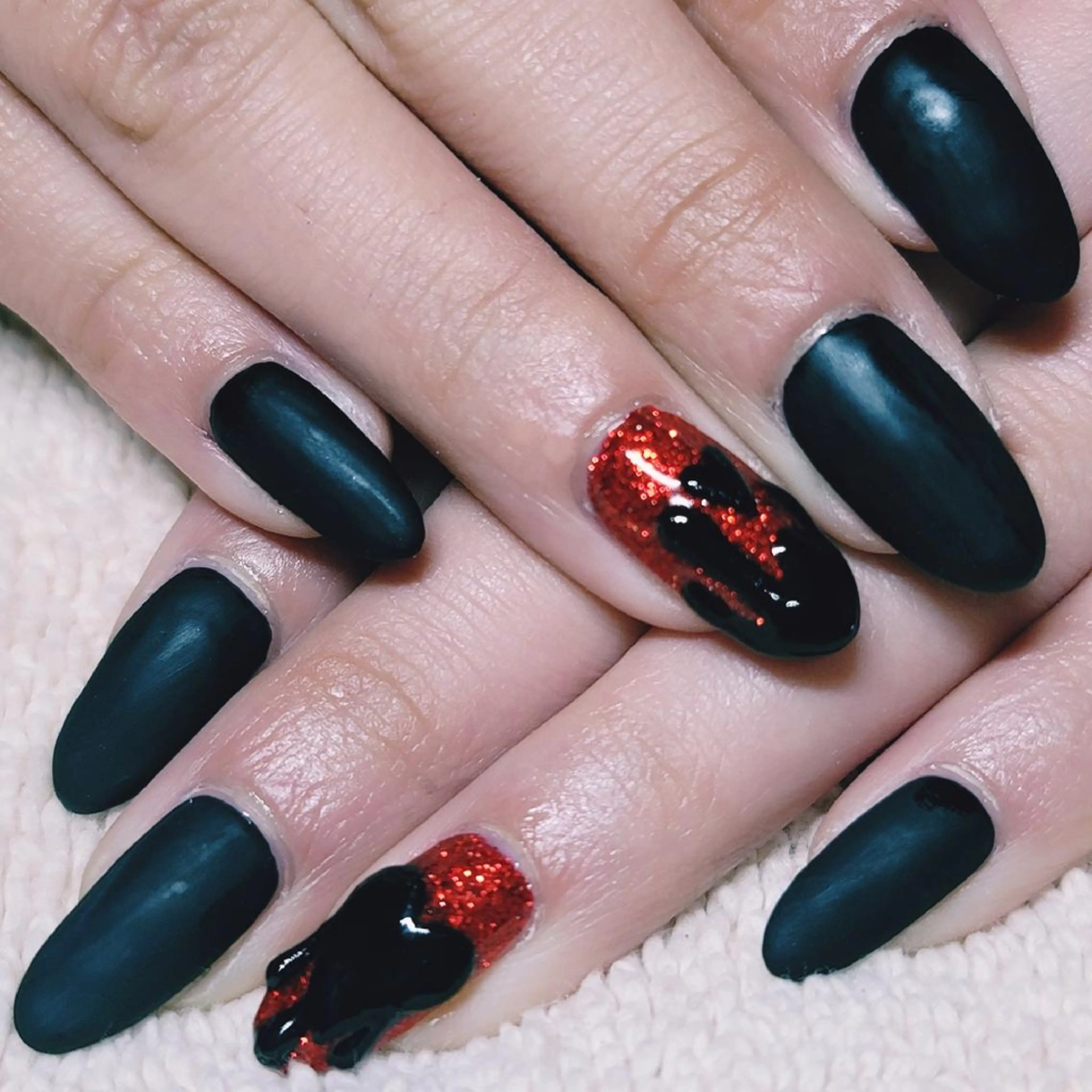 ネイル ハート ラメ(グリッター) マットネイル 赤色 バレンタイン ハンドネイル よしだ ひろきのネイルデザイン