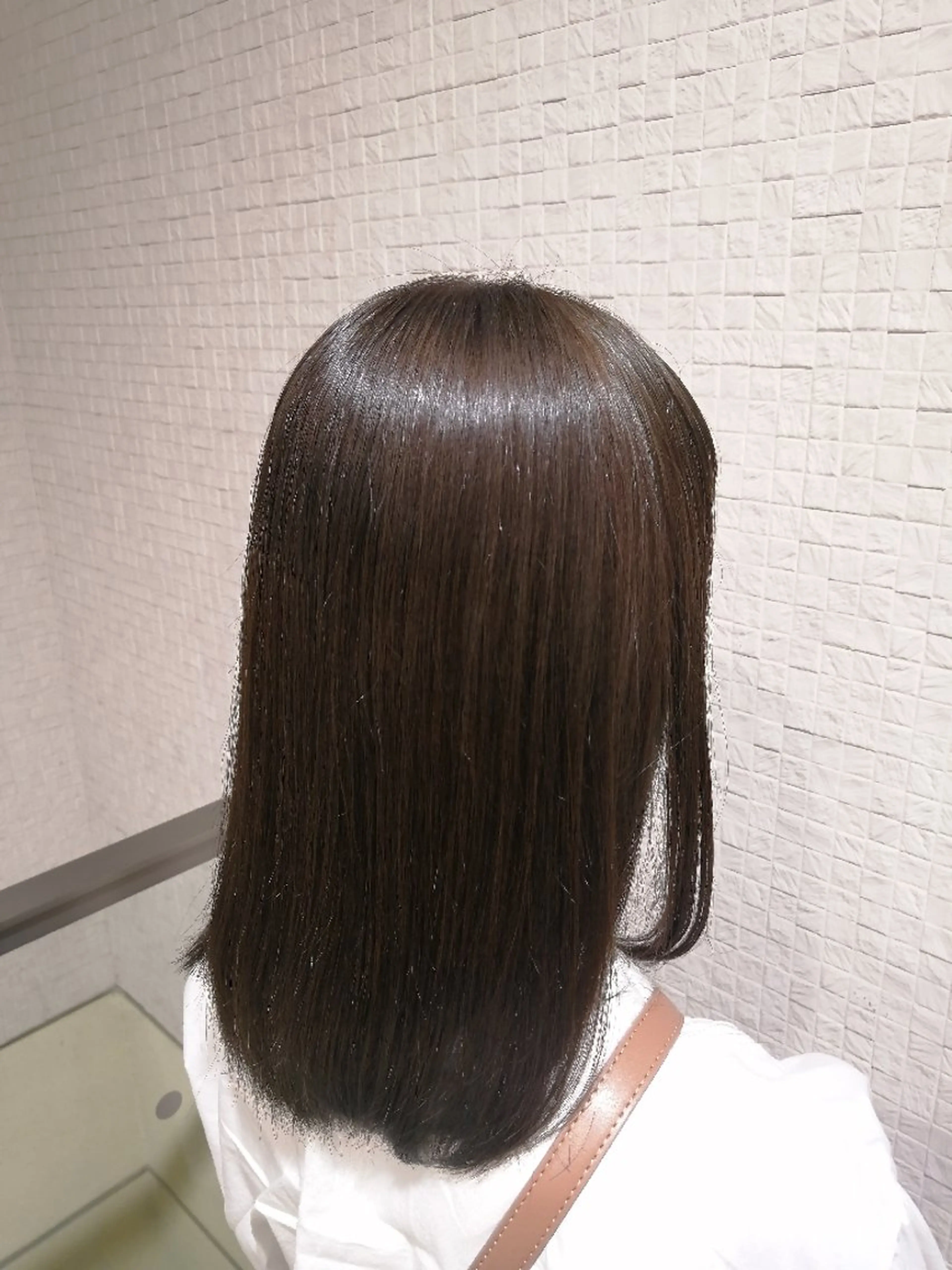 セミロング 鈴木 さやかのヘアスタイル