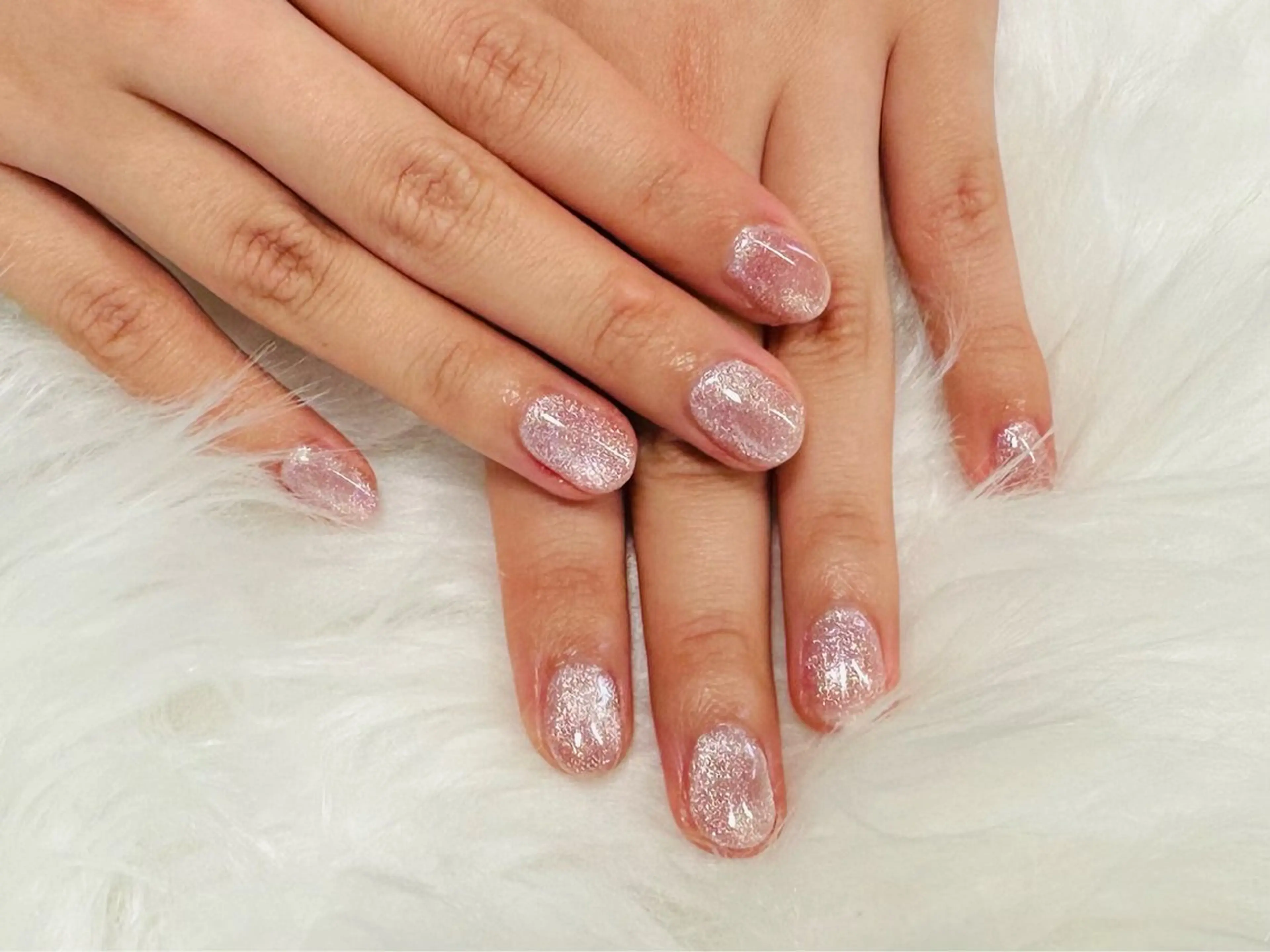 ネイル マグネットネイル ワンカラーネイル 春ネイル nailsalon oluoluのネイルデザイン