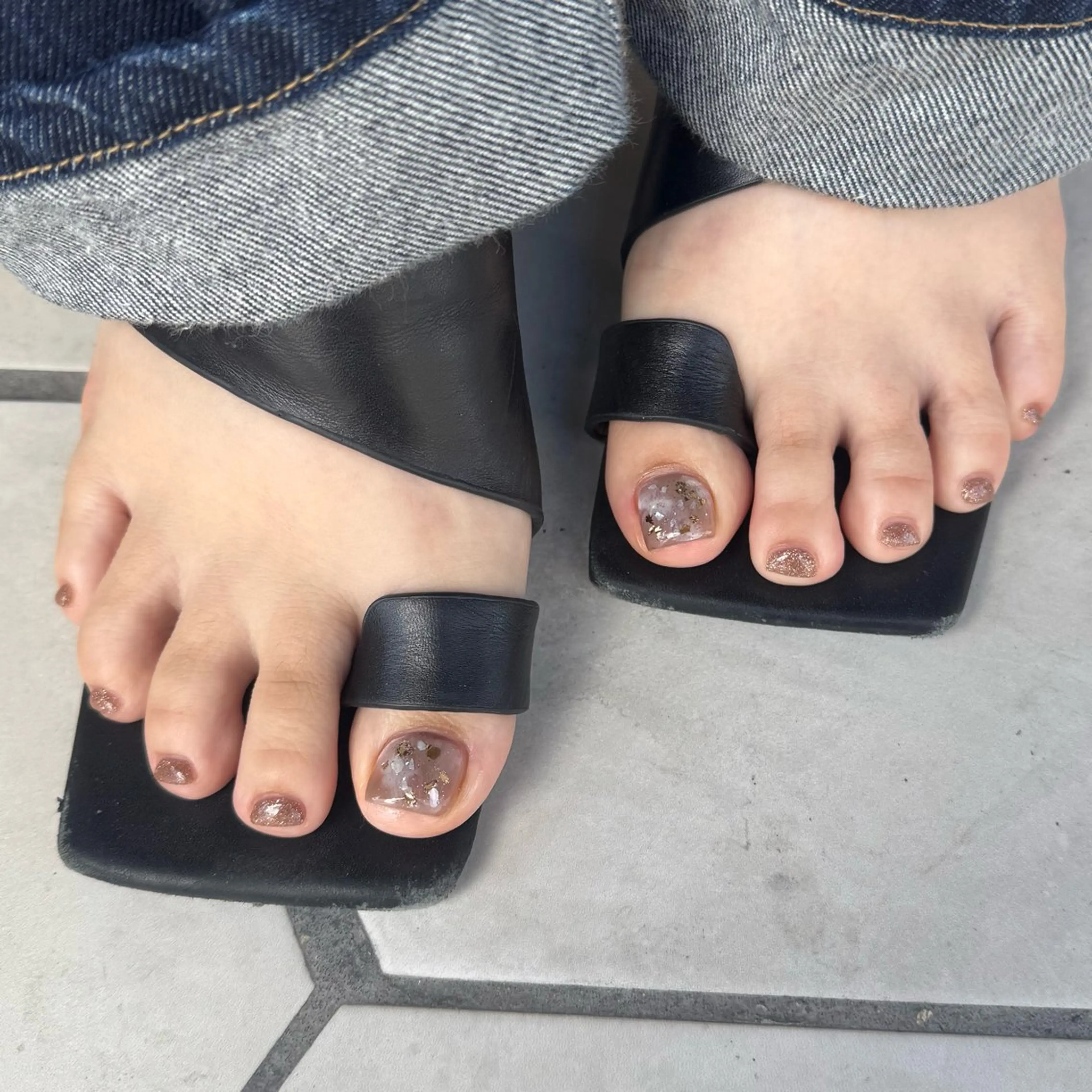 ネイル フットネイル Rommy Arisaのネイルデザイン