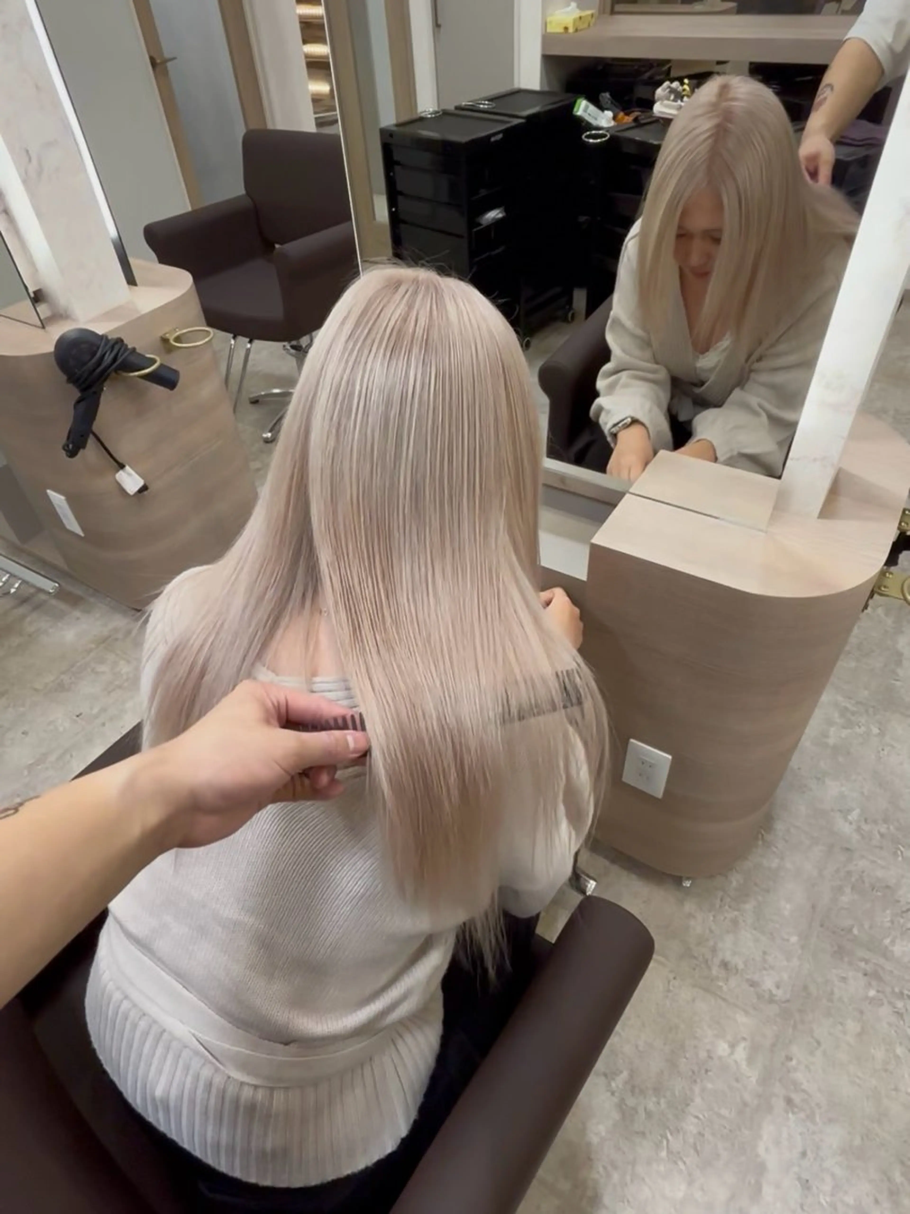 セミロング カラー ヘアカラー トリートメント PSY【サイ】所属・PSY【サイ】 /池袋/RYUSEIのヘアスタイル