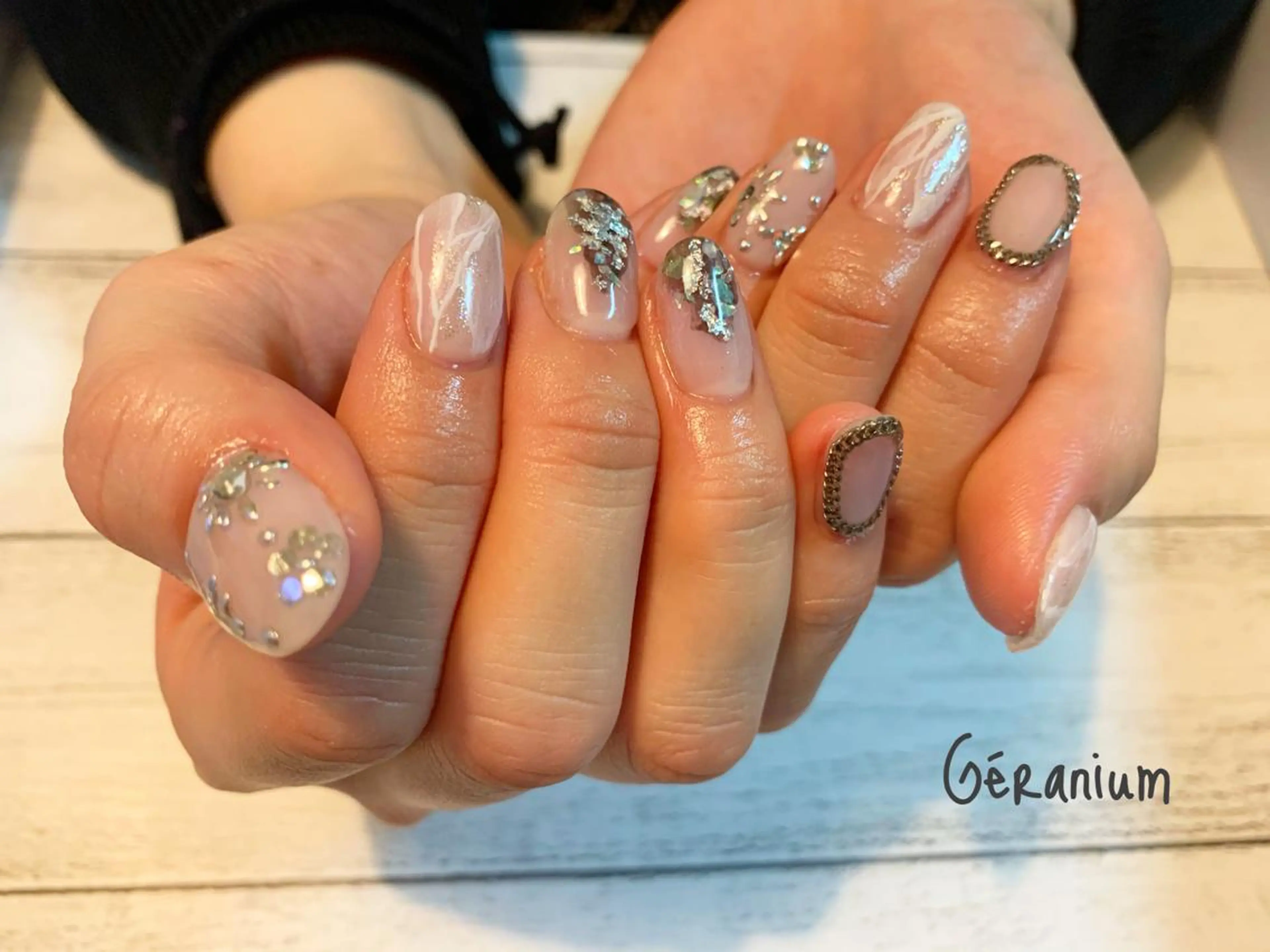 ネイル ハンドネイル GéRanium Harukaのネイルデザイン