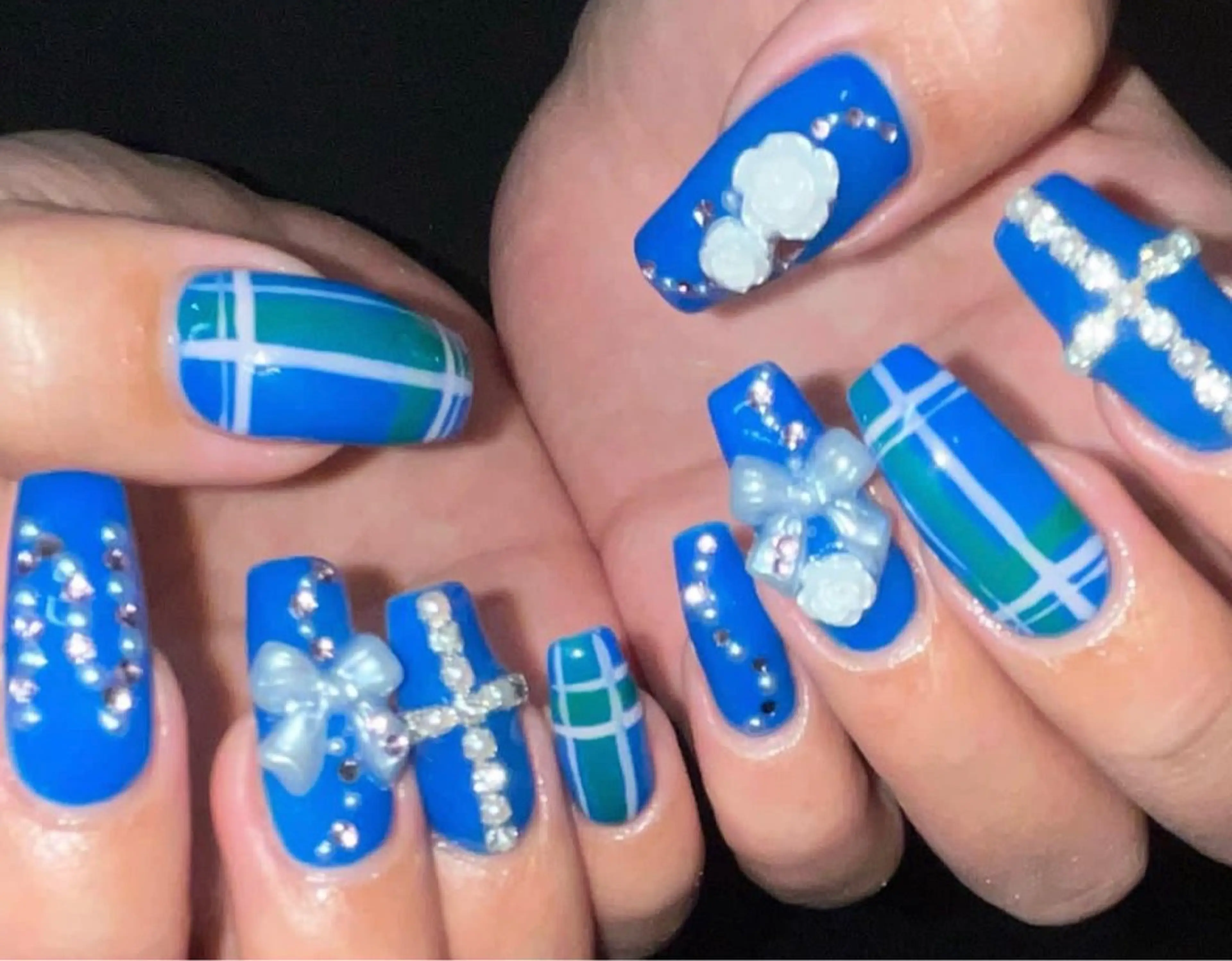 ネイル ハンドネイル ˚✧⁺⭐︎༚moca miyuu⁎⁺˳✧༚のネイルデザイン