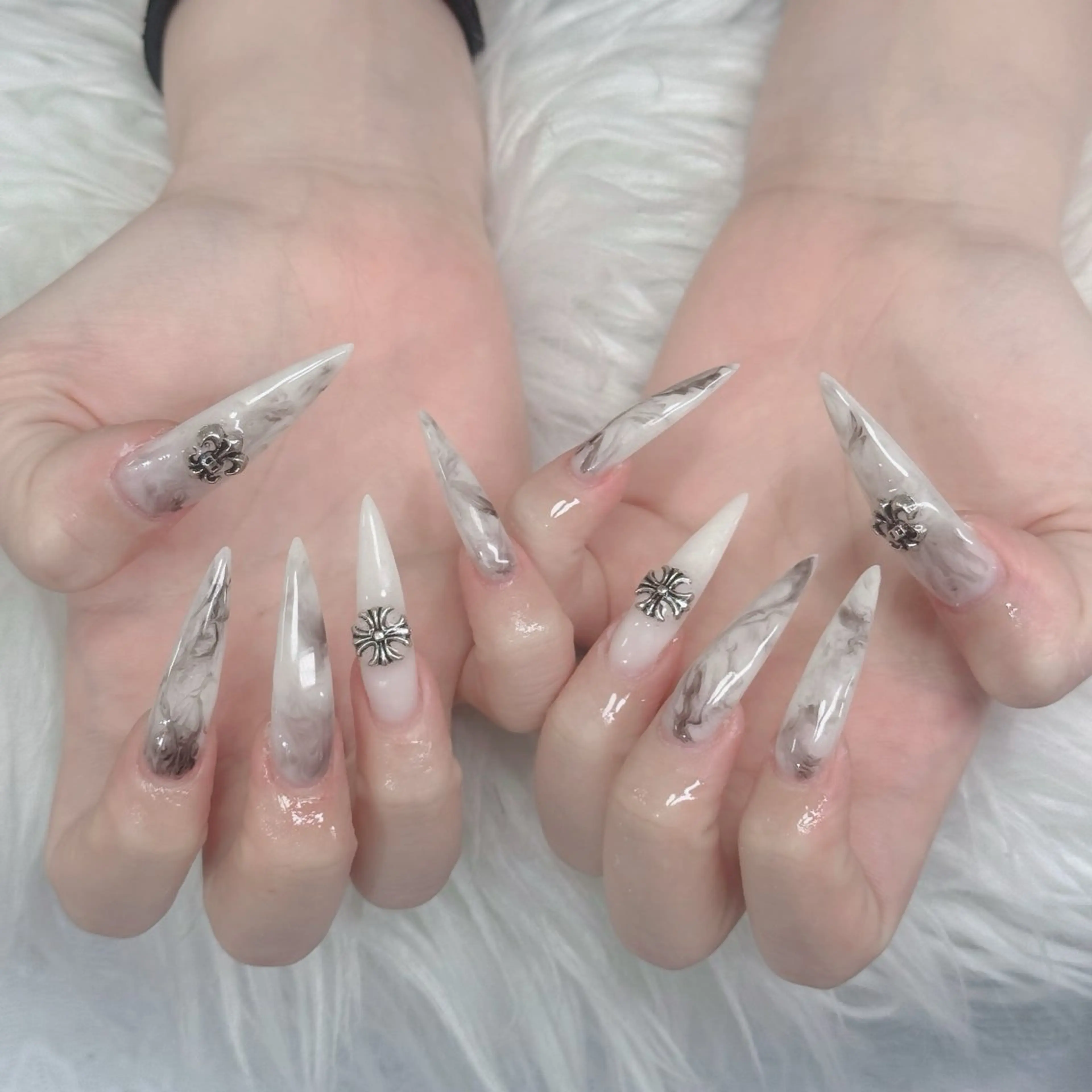 ネイル フットネイル フレンチネイル グラデーション 韓国ネイル ロングネイル ハンドネイル Hani Nail Salonのネイルデザイン