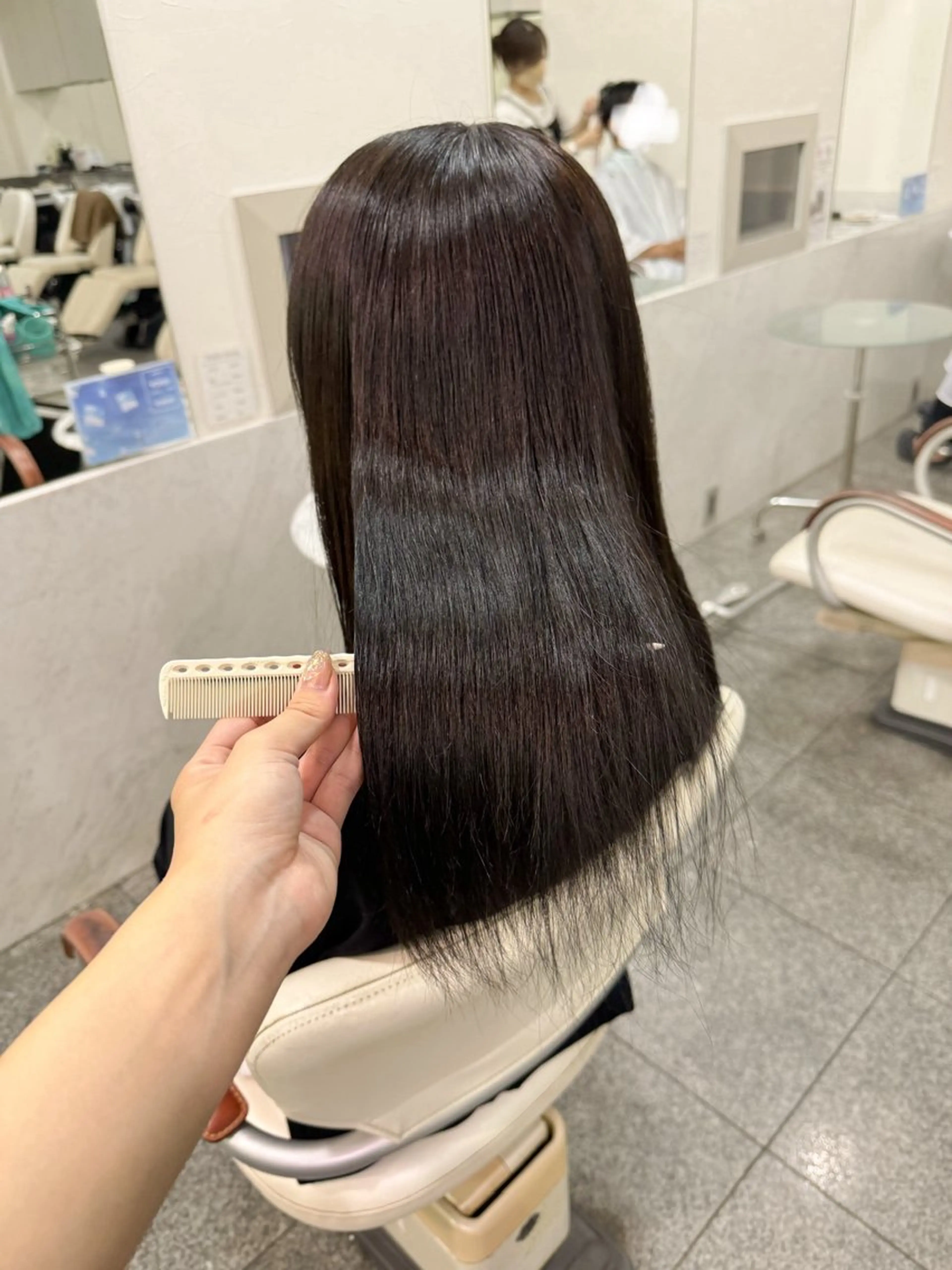 セミロング カラー 🫧ヒシダアキ taboo.i🫧のヘアスタイル