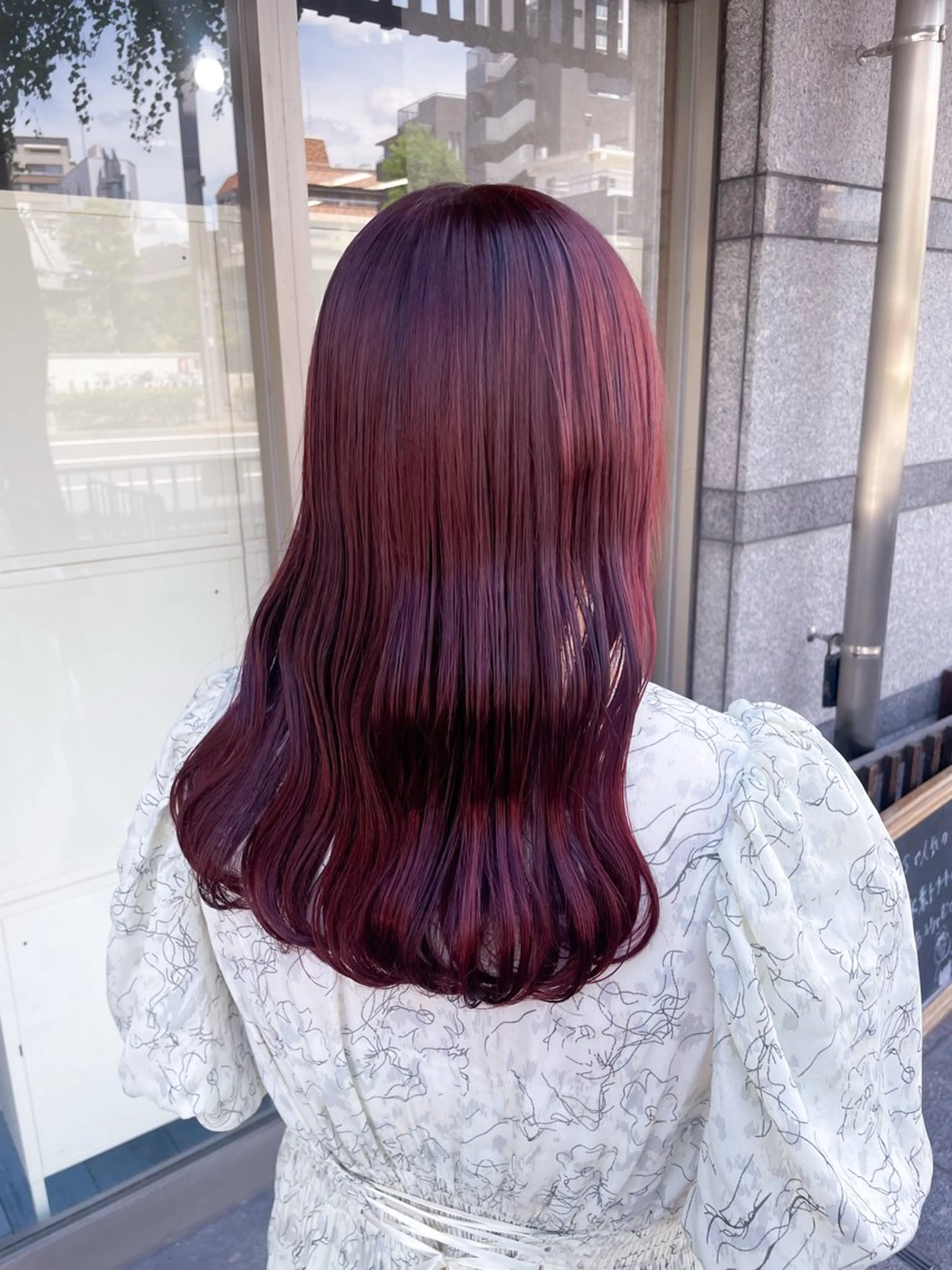 ロング カラー ピンクカラー イワタ マハ/ minim hairのヘアスタイル