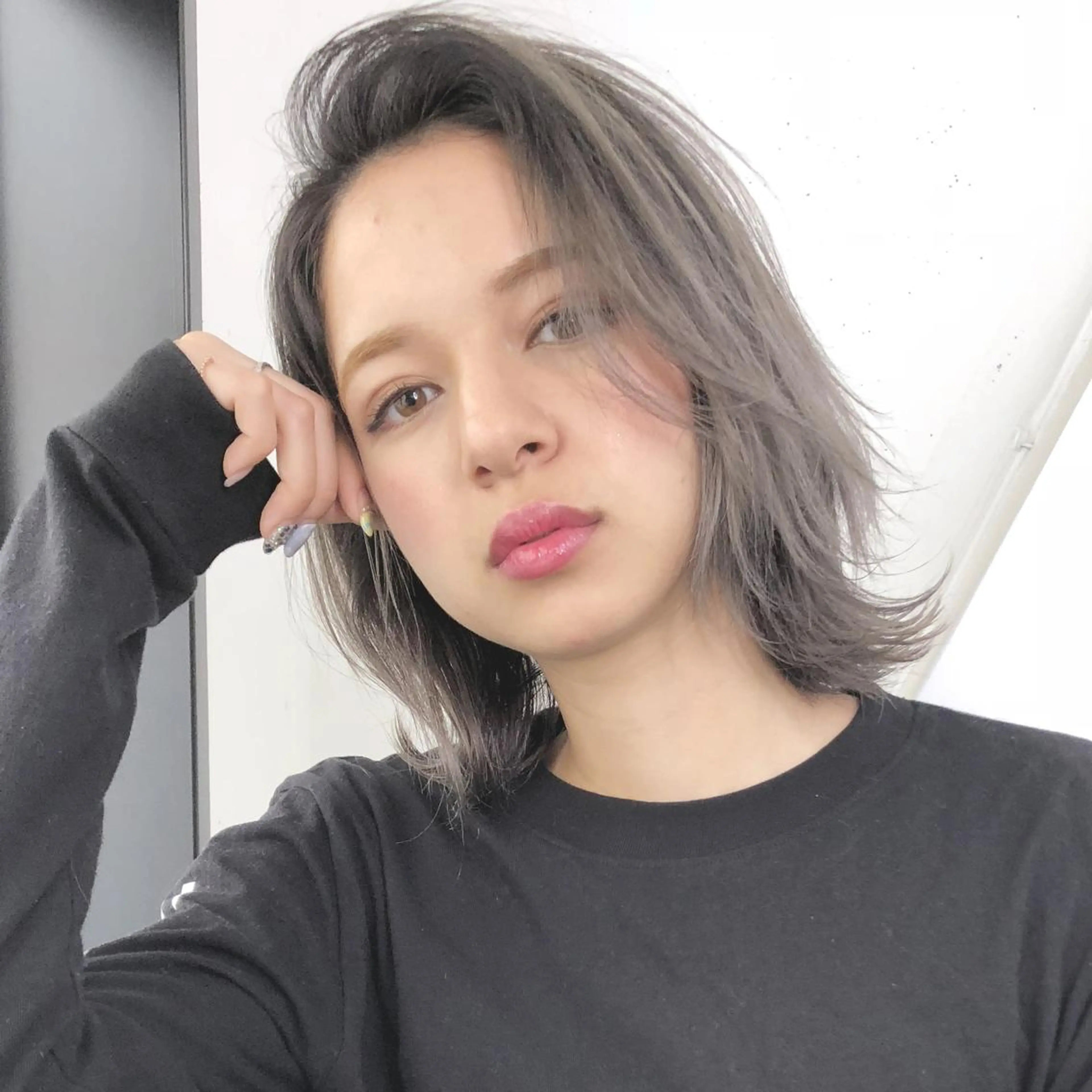 ミディアム カラー パーマ ヘアアレンジ かきあげバング 外ハネヘア カット トリートメント ITbyALBUM 中野店のヘアスタイル