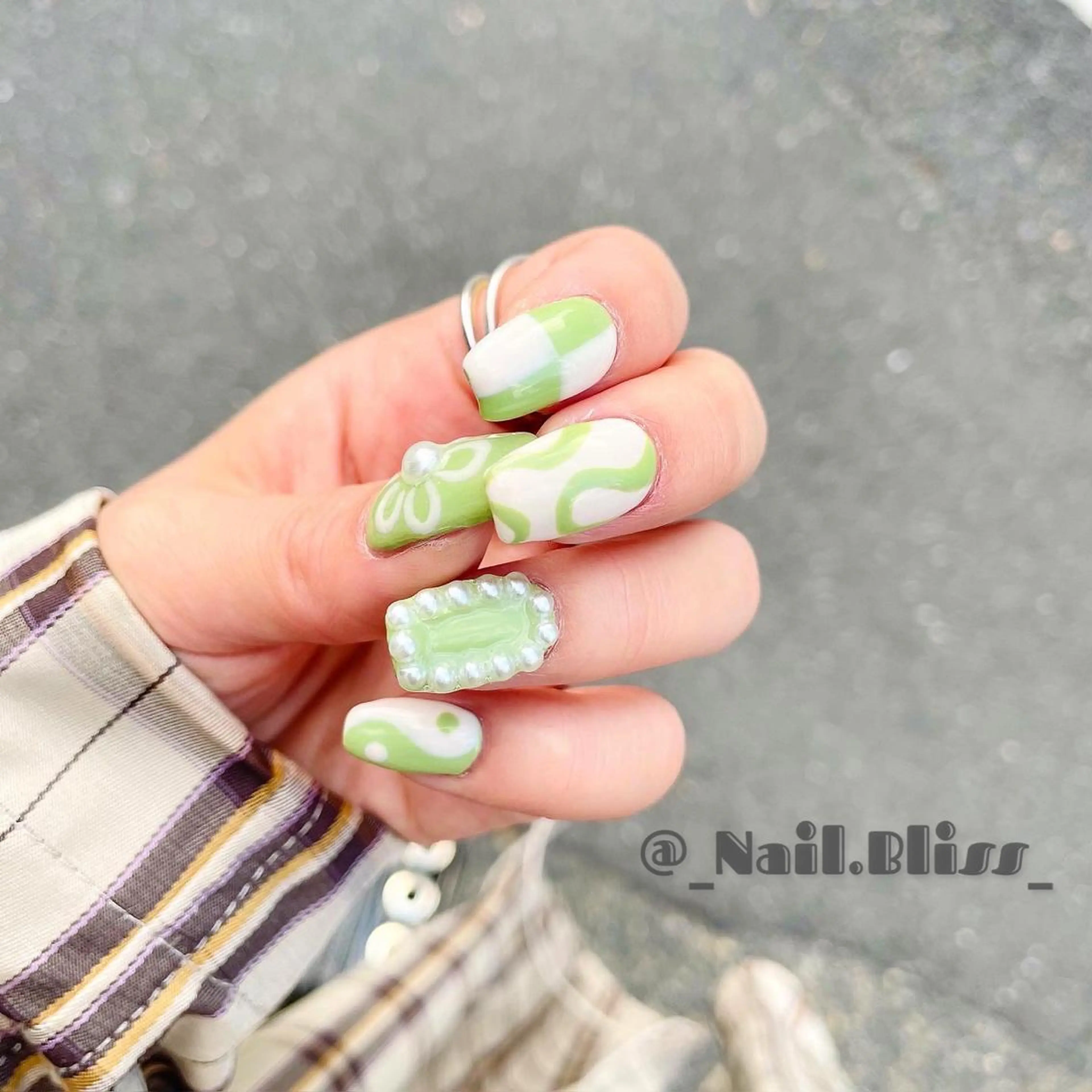 ネイル ハンドネイル NAIL BLISSのネイルデザイン