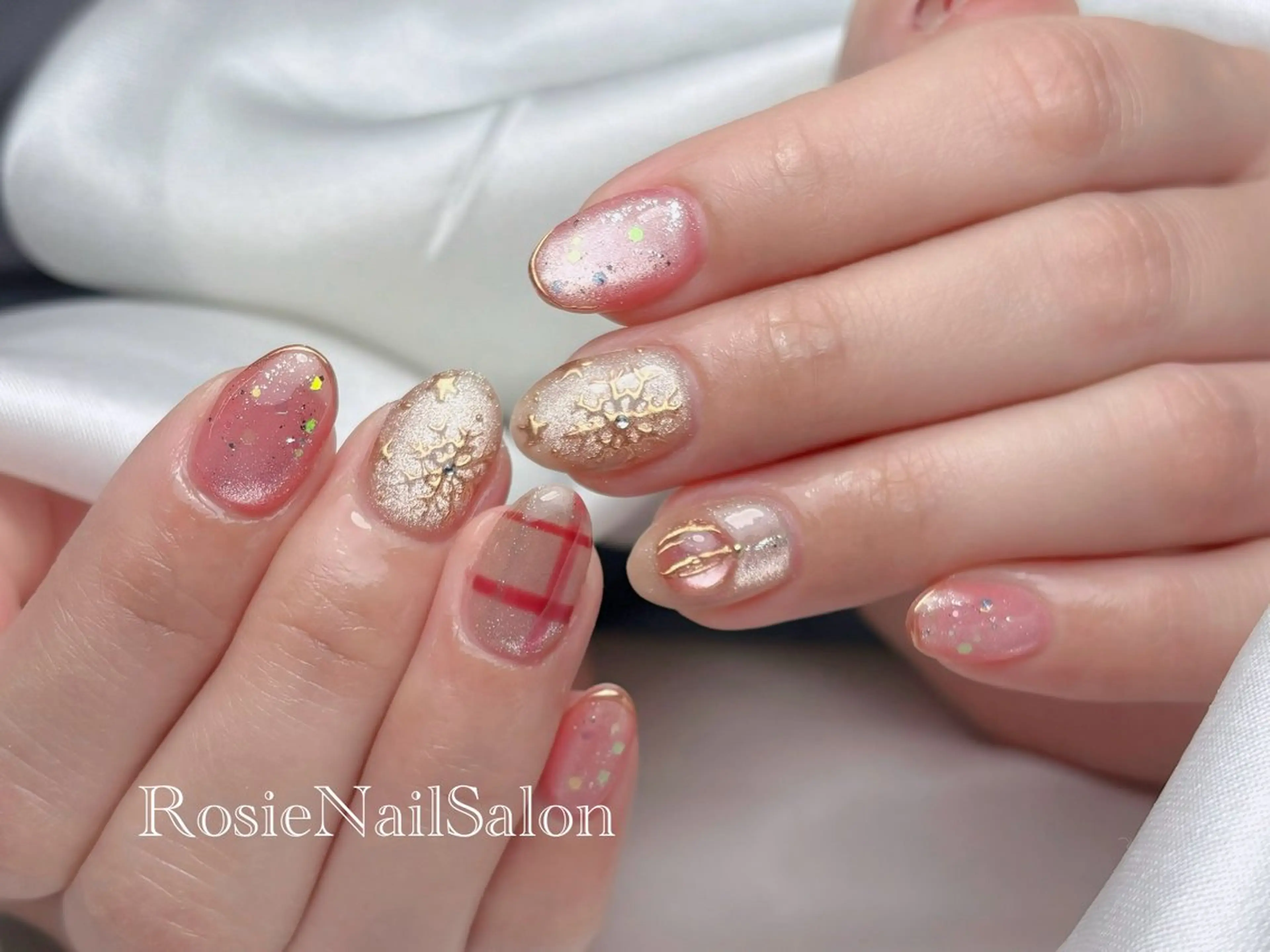 ネイル Rosie Nail サロン南越谷のネイルデザイン