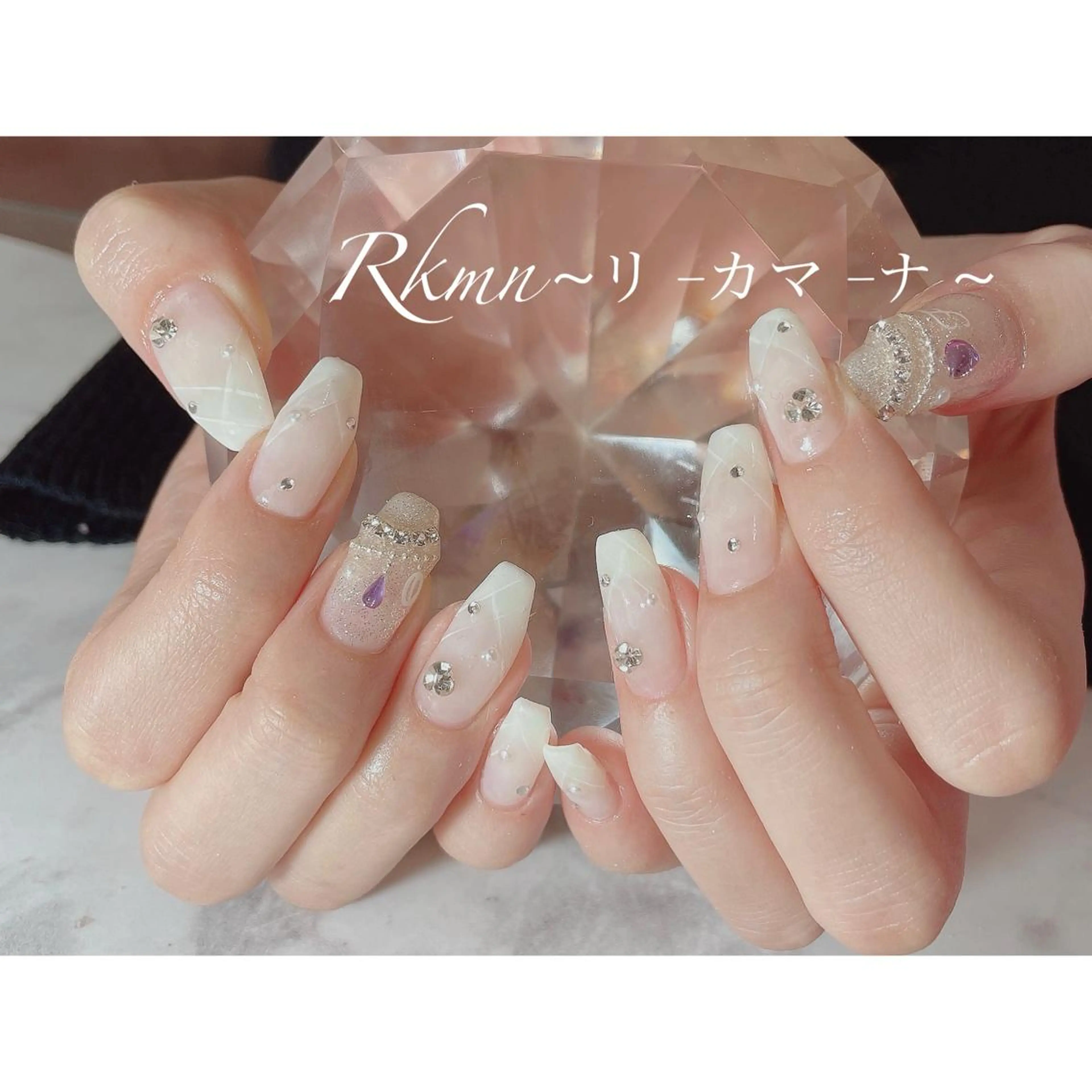 ネイル アートネイル 春ネイル ホワイト ハンドネイル フットネイル ハンドケア Rkmn ~リ-カマ-ナ~のネイルデザイン