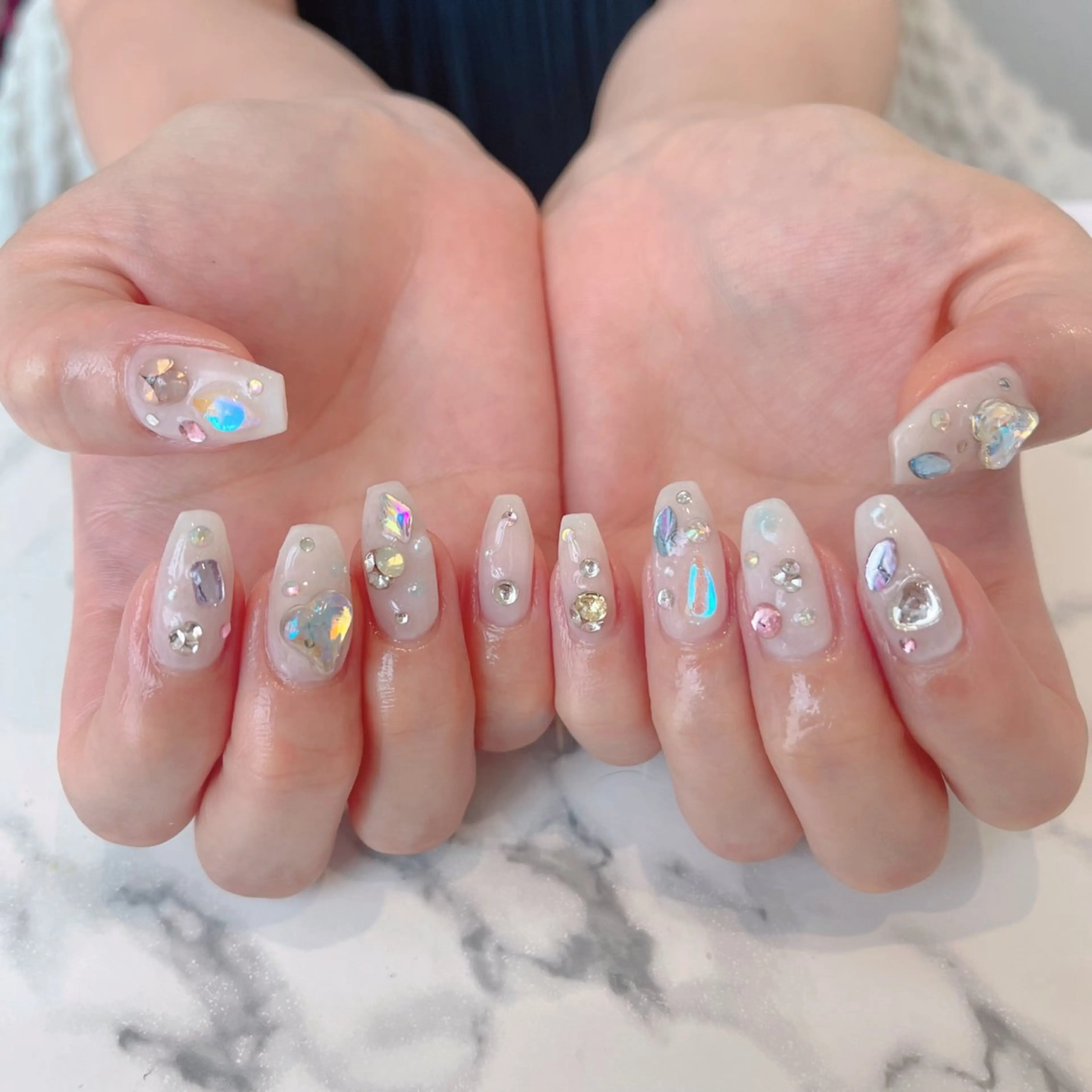 ネイル フレンチネイル ハート キラキラネイル 韓国ネイル ミラーネイル salon. Pualaのネイルデザイン