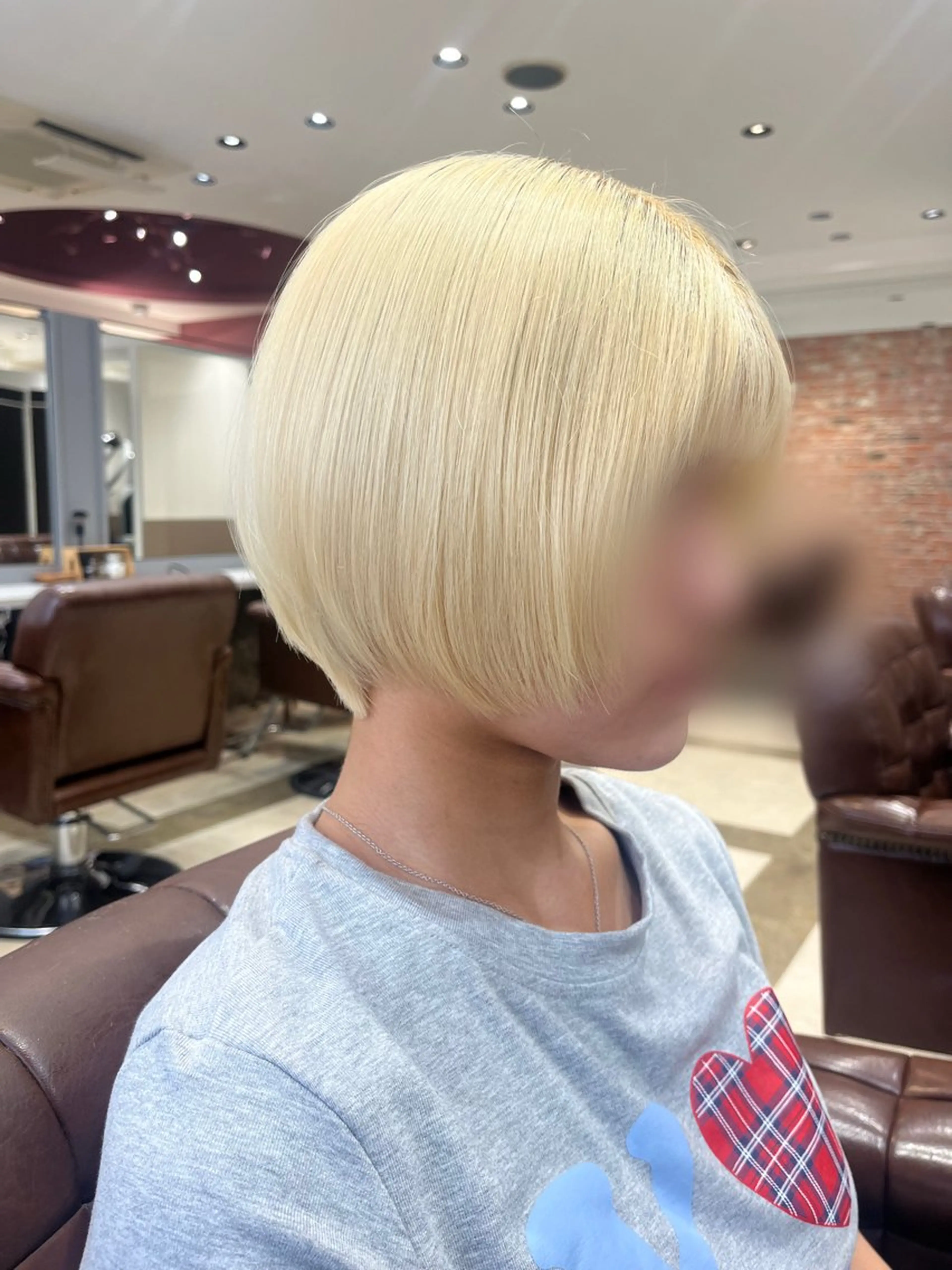 ショート ショートヘア 鳥見 若菜のヘアスタイル