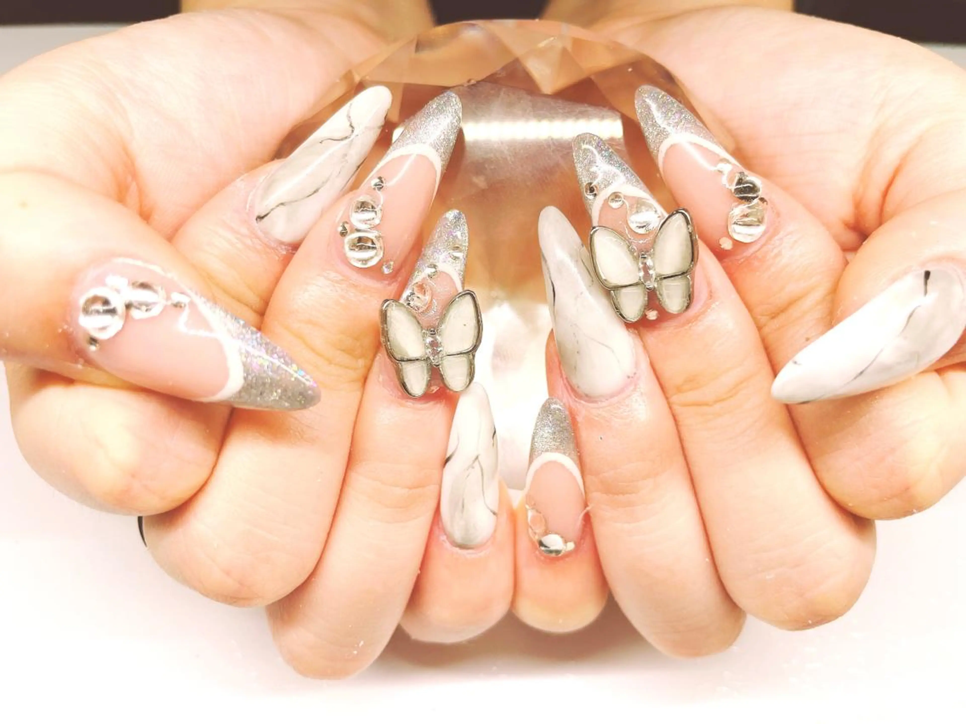 ネイル ジェルネイル スカルプネイル シンプルネイル 春ネイル ハンドネイル ネイルサロンアウル ayaka💋のネイルデザイン