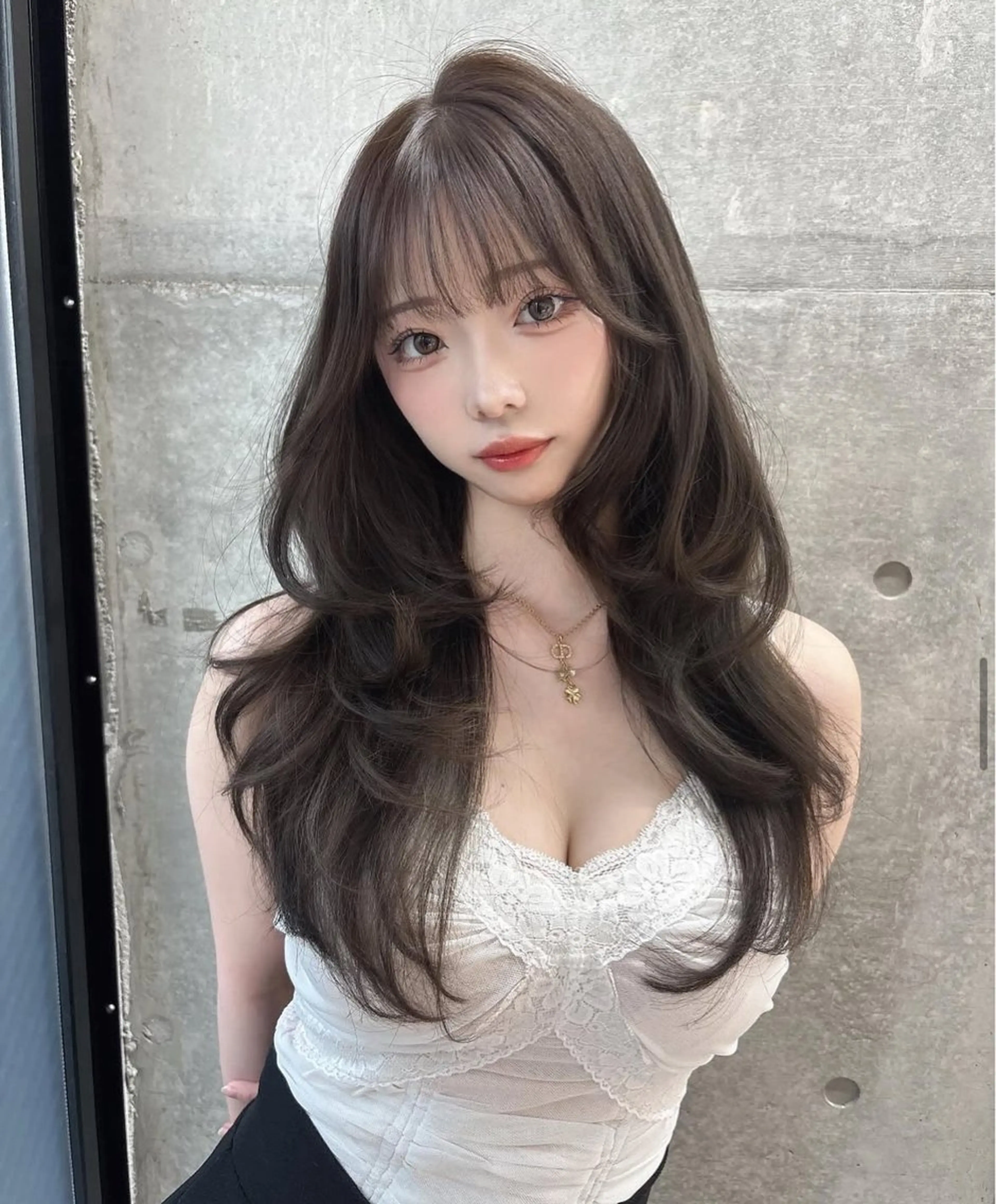 ミディアム ボブ 韓国風ヘア レイヤーカット トリートメント カット ヘアカラー rina／ベージュ ワンホン/韓国ヘアのヘアスタイル