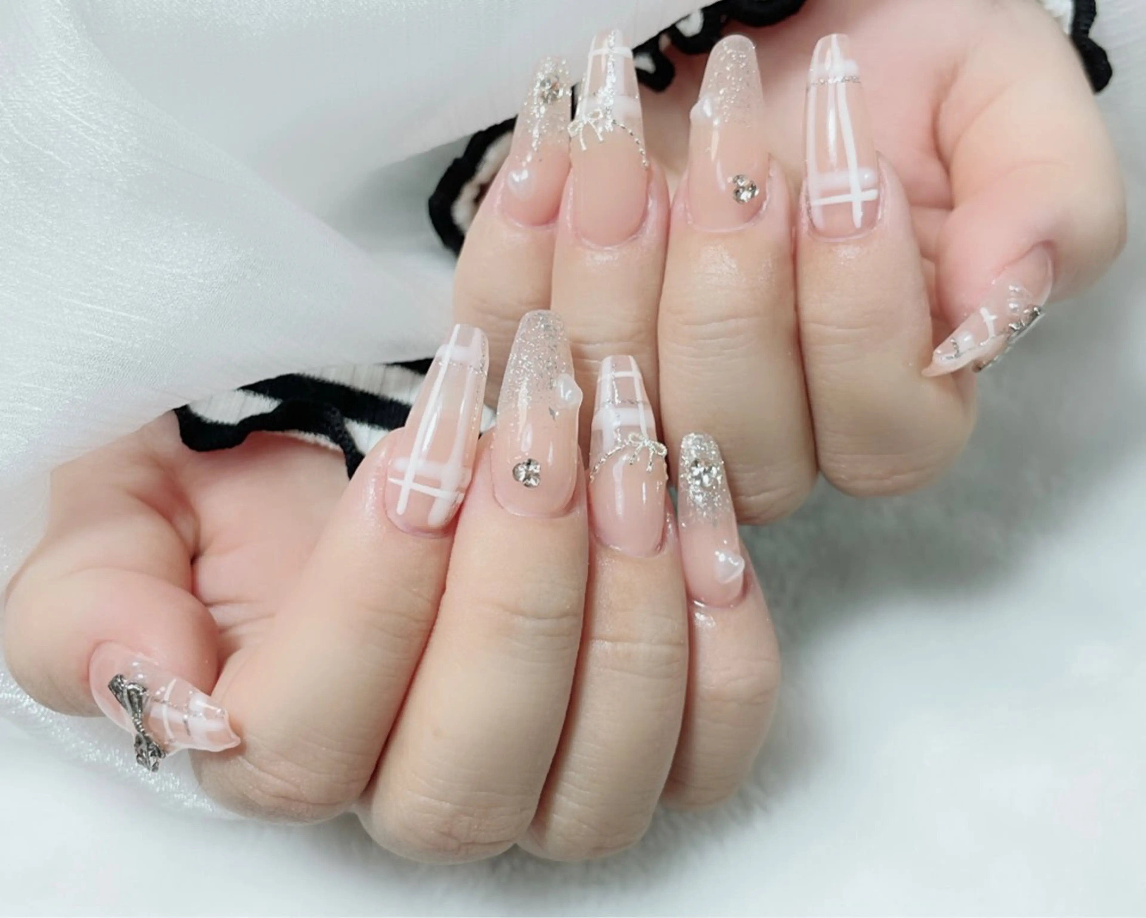 ネイル 持ち込み Amina nail salonのネイルデザイン