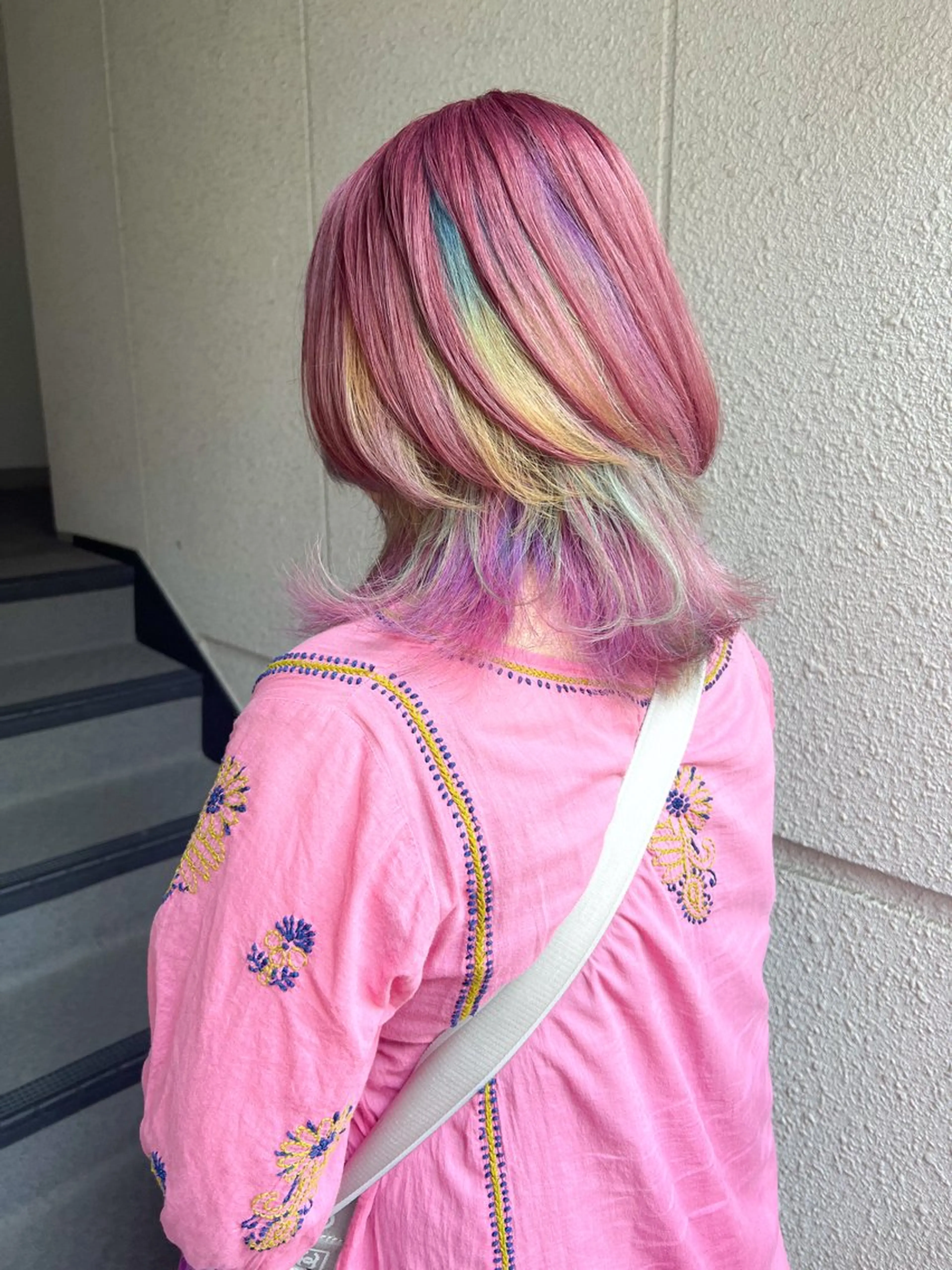 ミディアム カラー ピンクカラー カラーパティシエ facce🌼ikoのヘアスタイル