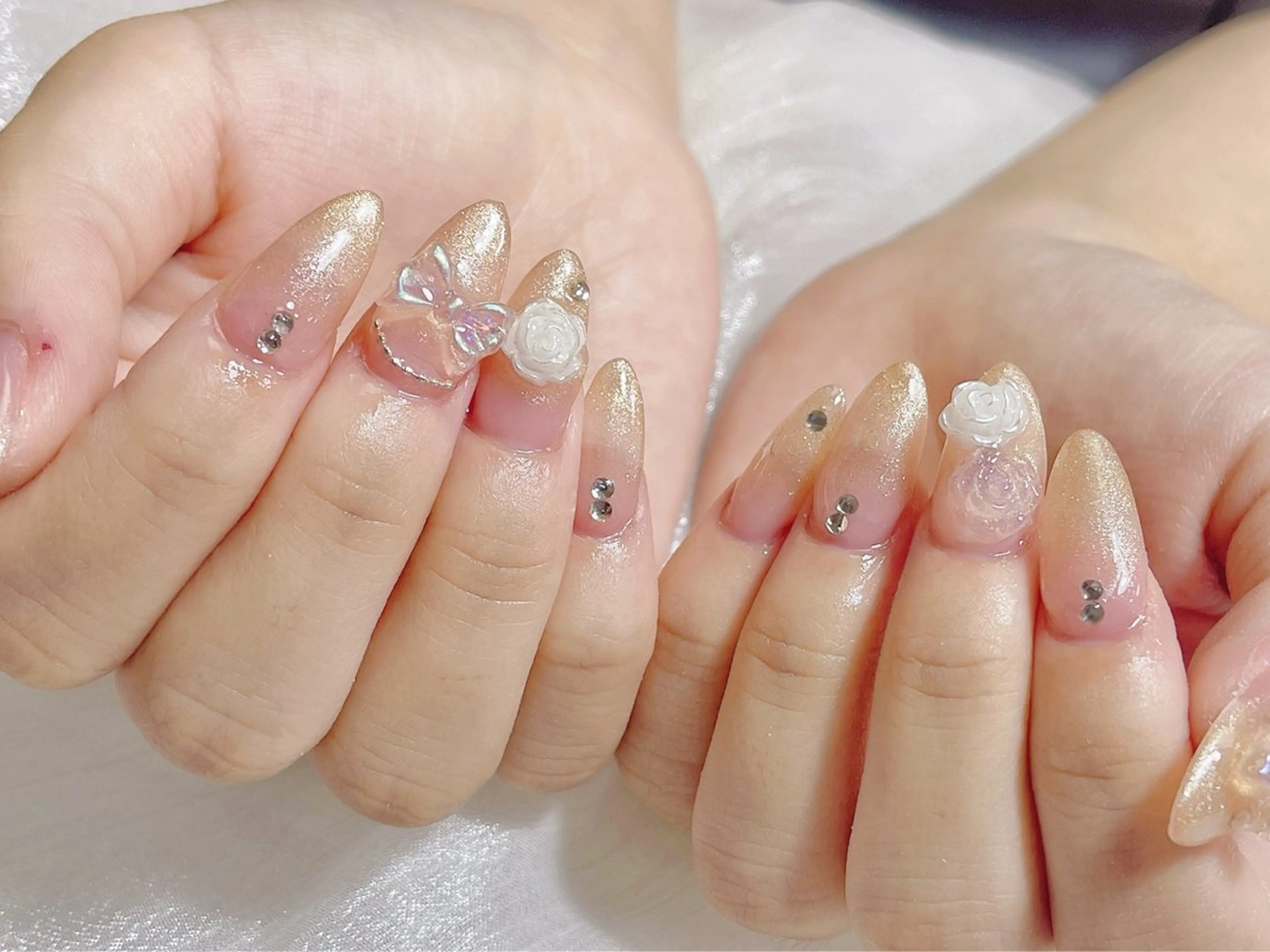 ネイル ハンドネイル 🎀ネイルサロン エクラYUI🎀のネイルデザイン