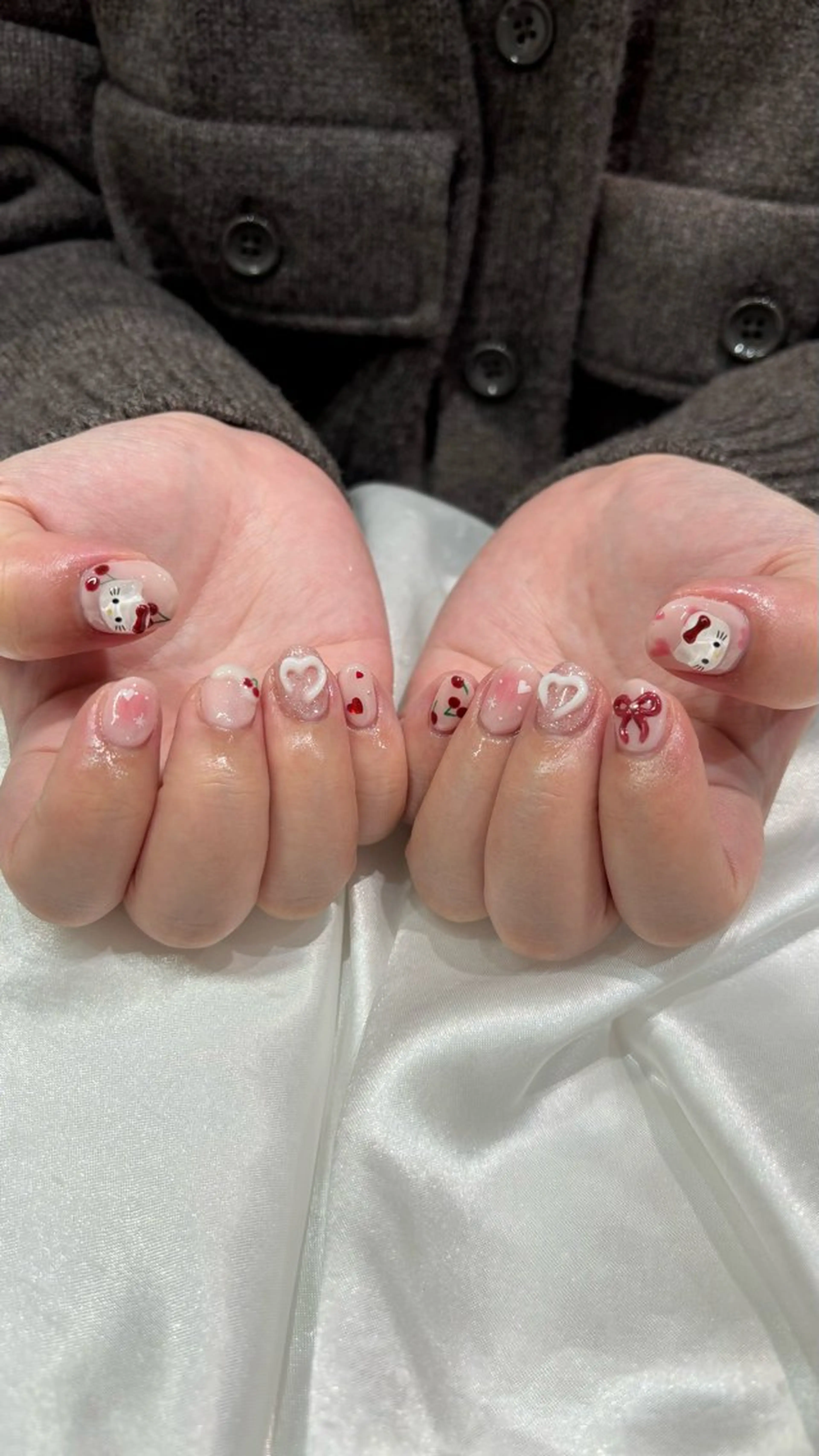 ネイル ハンドネイル GO TODAY SHAiRE SALON 表参道colore店所属・emmi nailのネイルデザイン