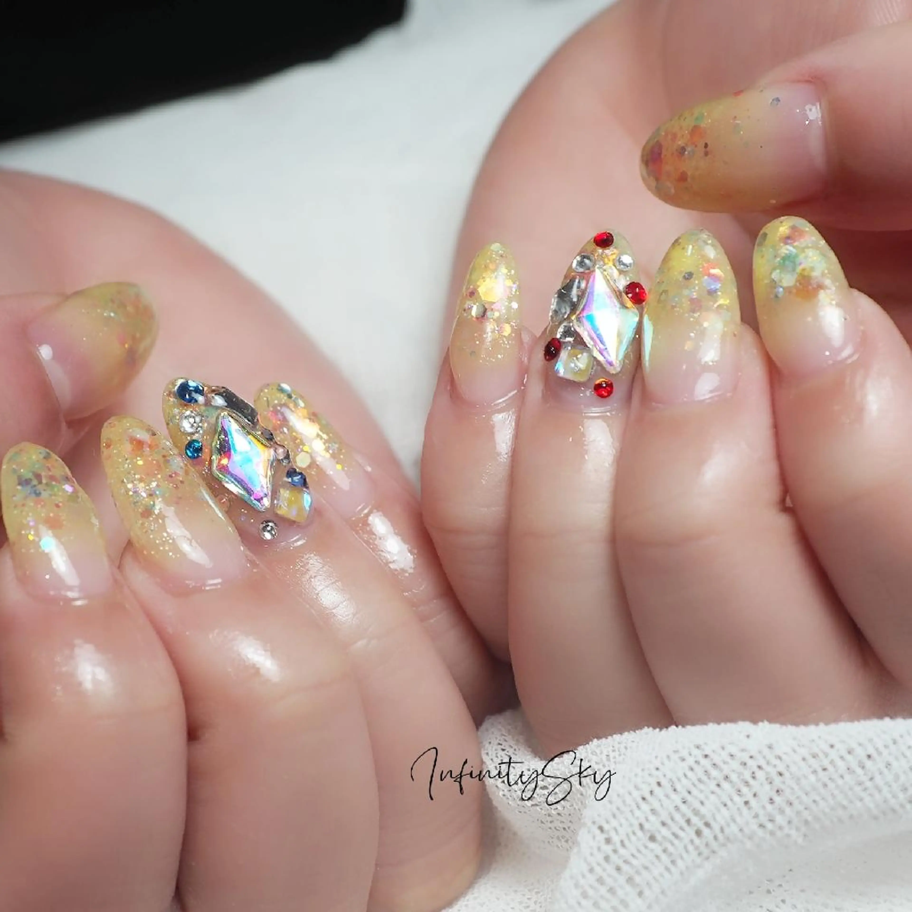 ネイル ラメ(グリッター) infinity skyのネイルデザイン