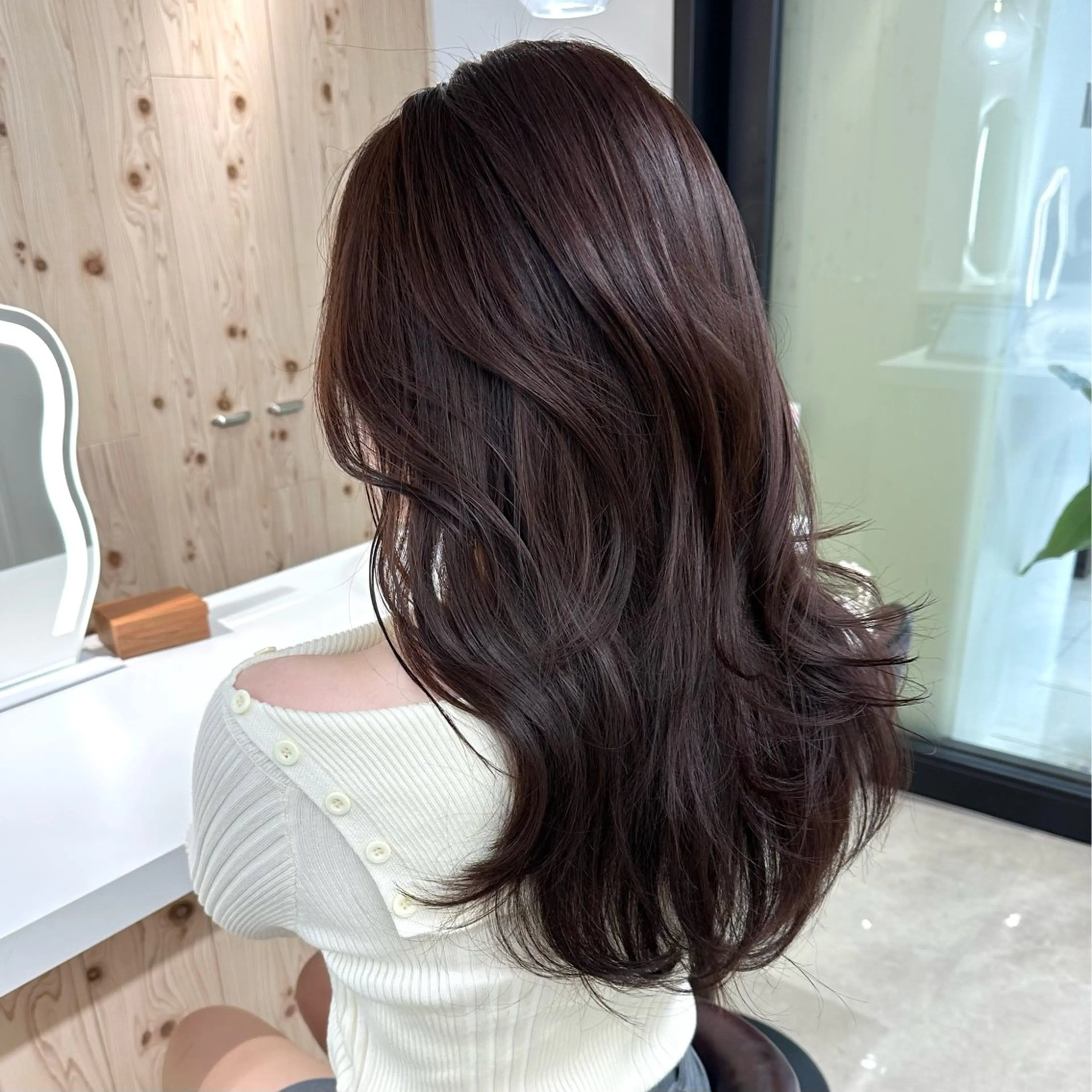 ロング カラー ブラウンカラー 韓国風ヘア レイヤーカット ロング カット ヘアカラー トリートメント 韓国ヘア/髪質改善/ レイヤー/ブラウンのヘアスタイル