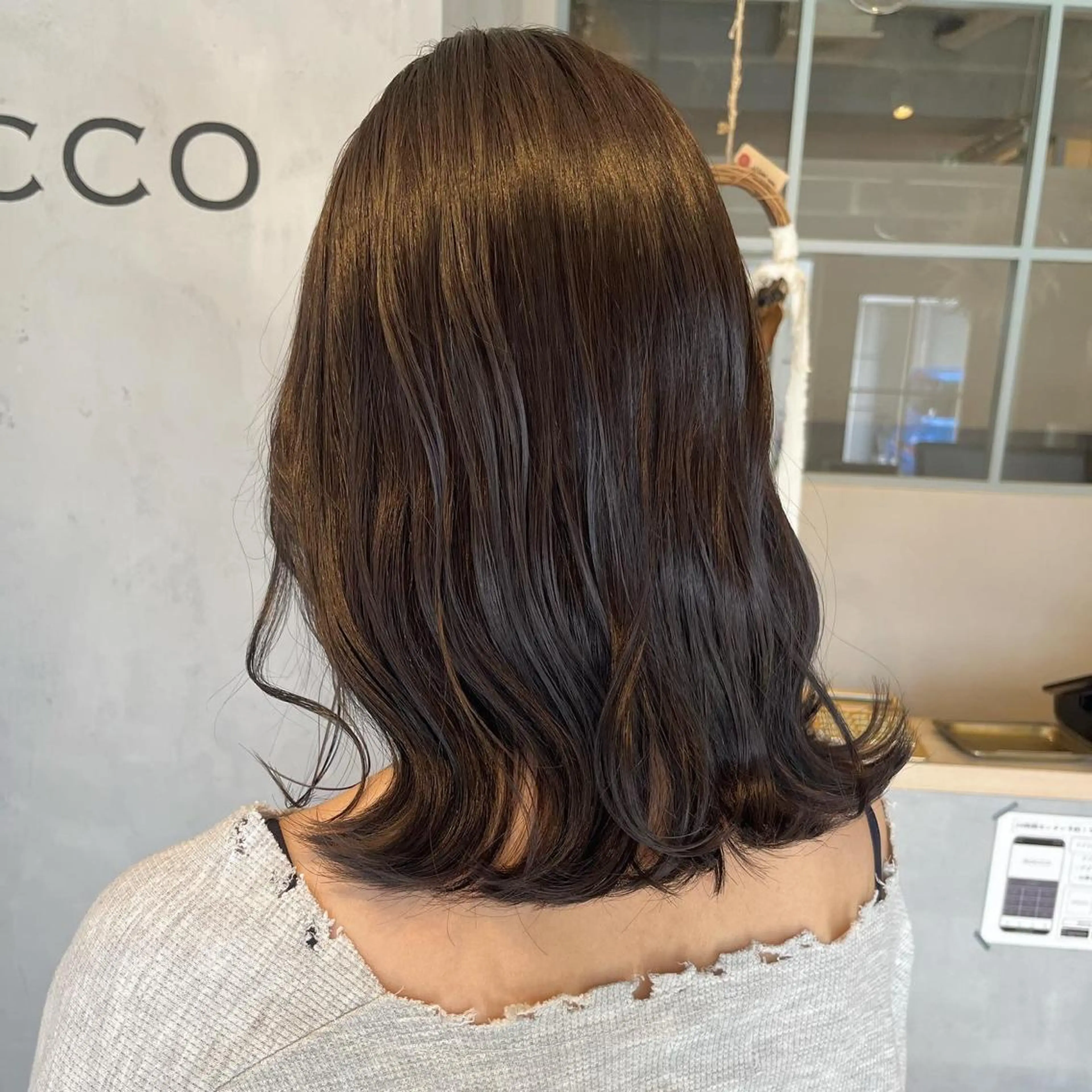 ミディアム MAI ROCCO3rdのヘアスタイル