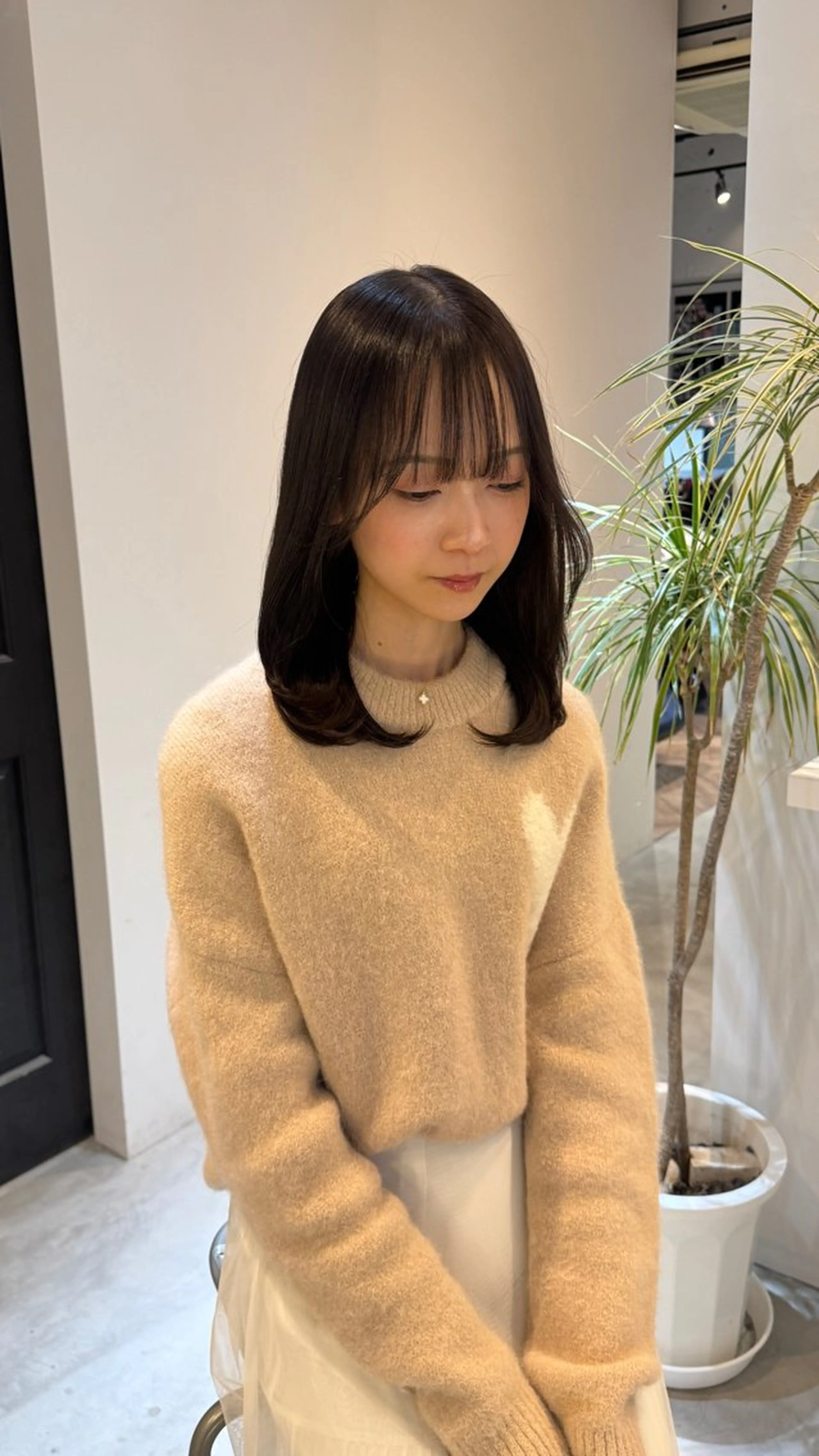 ミディアム ヘアカラー トリートメント 華奈/オリーブ/ ベージュ/抜け感🥣のヘアスタイル