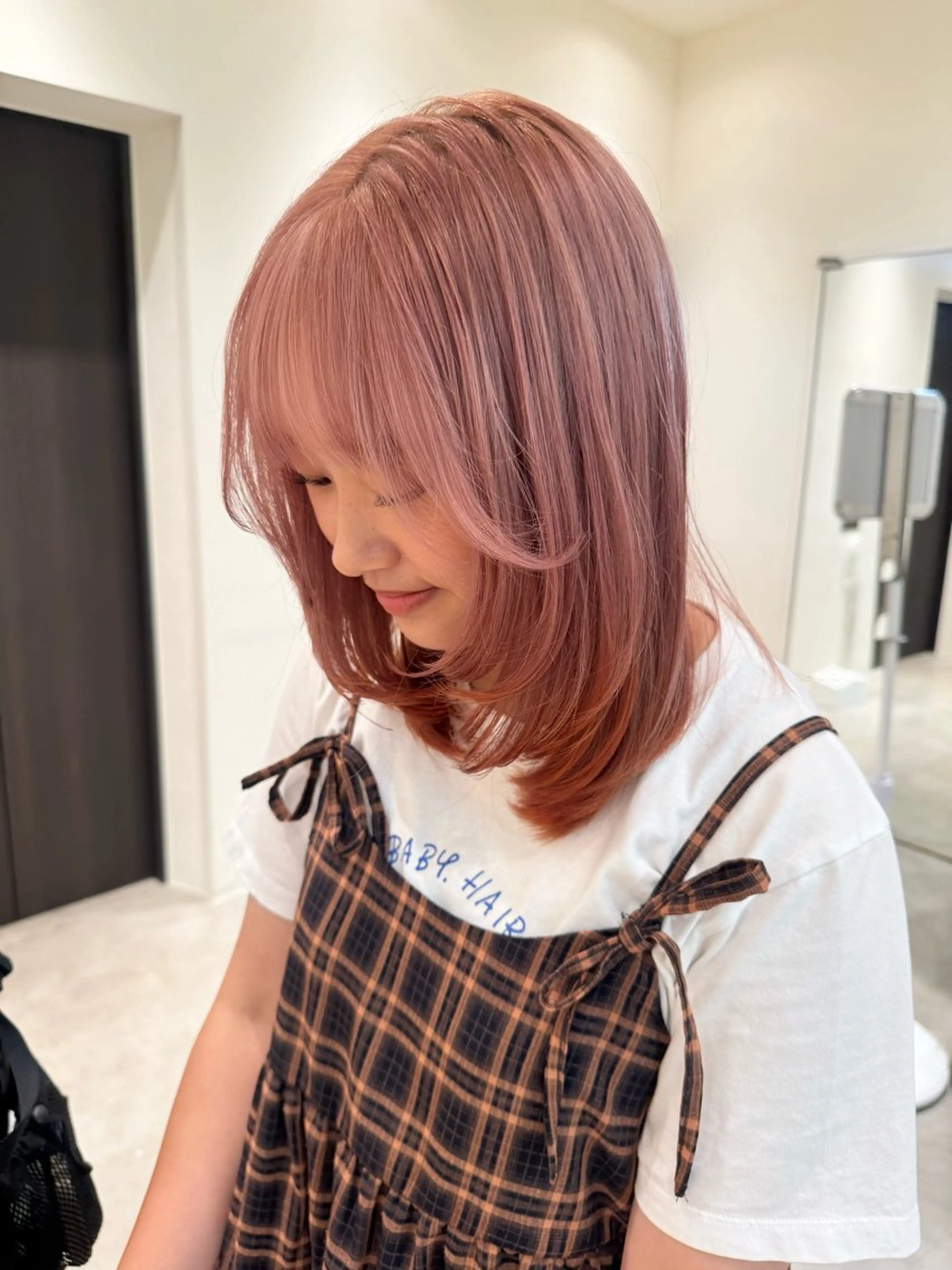 カラー ブリーチ ハイトーン|銀座 |めぐ🫧のヘアスタイル