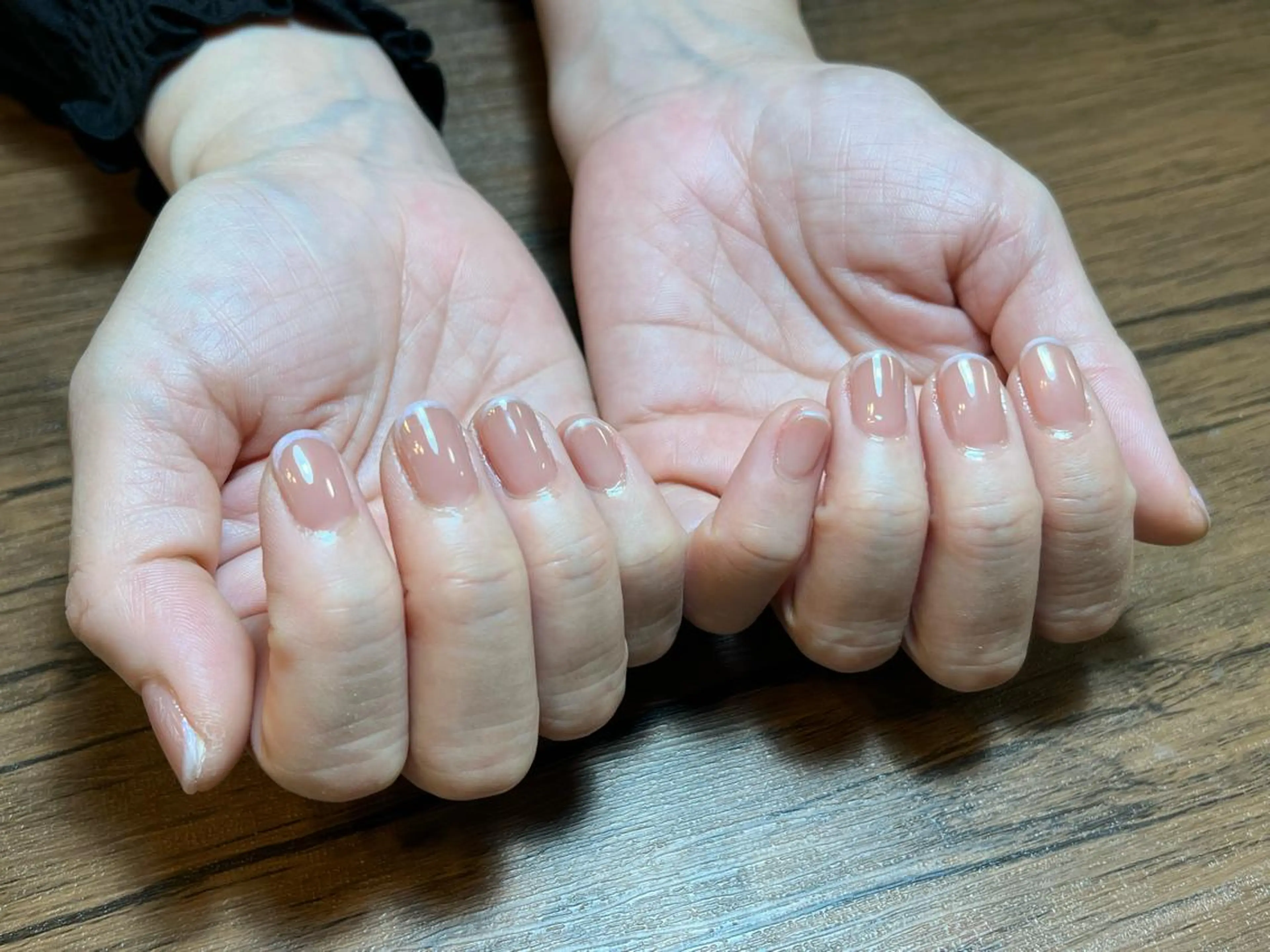 ネイル フレンチネイル ワンカラーネイル ピンク ハンドネイル HENRIETTA NAILSALONのネイルデザイン