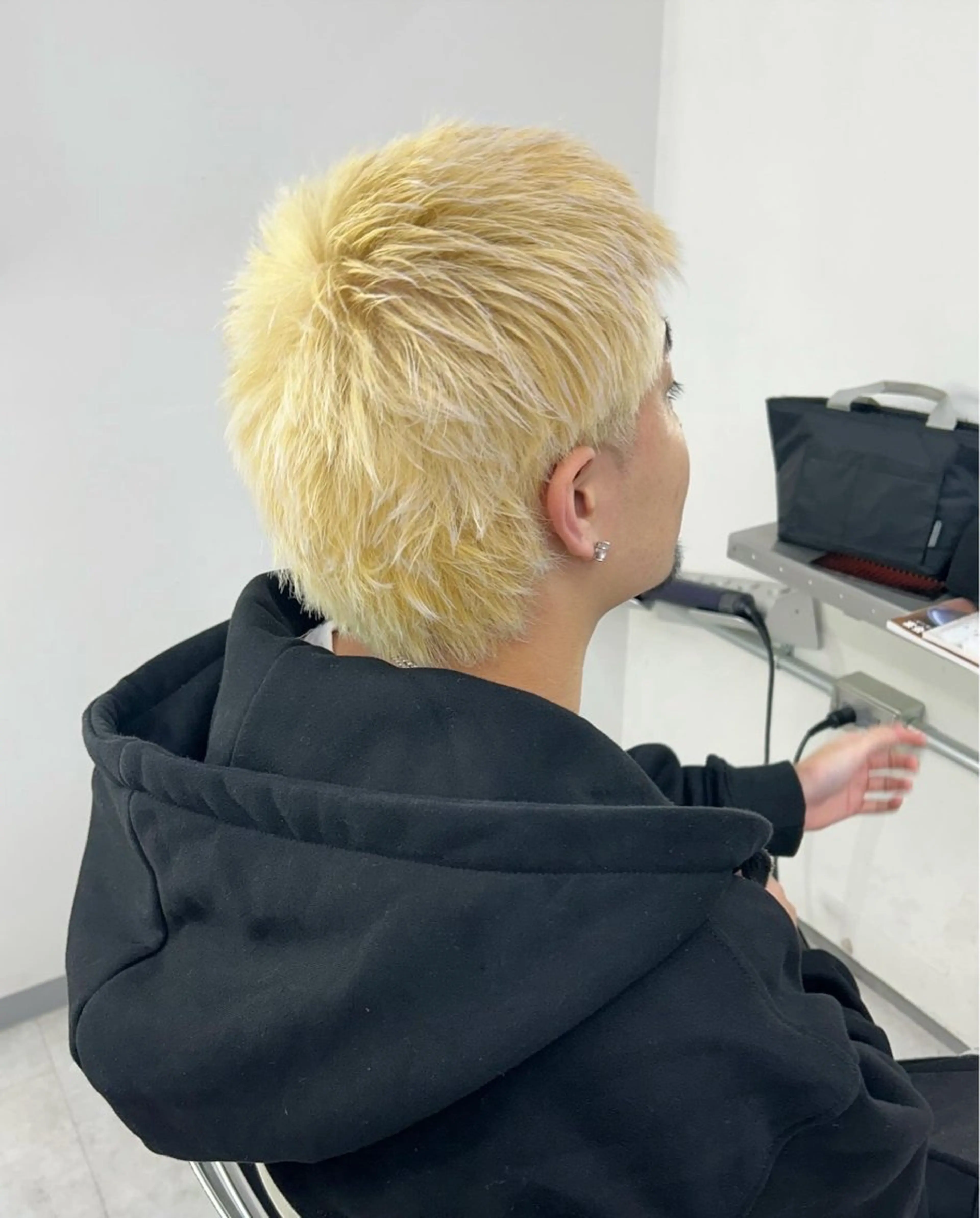 大学生カットの写真