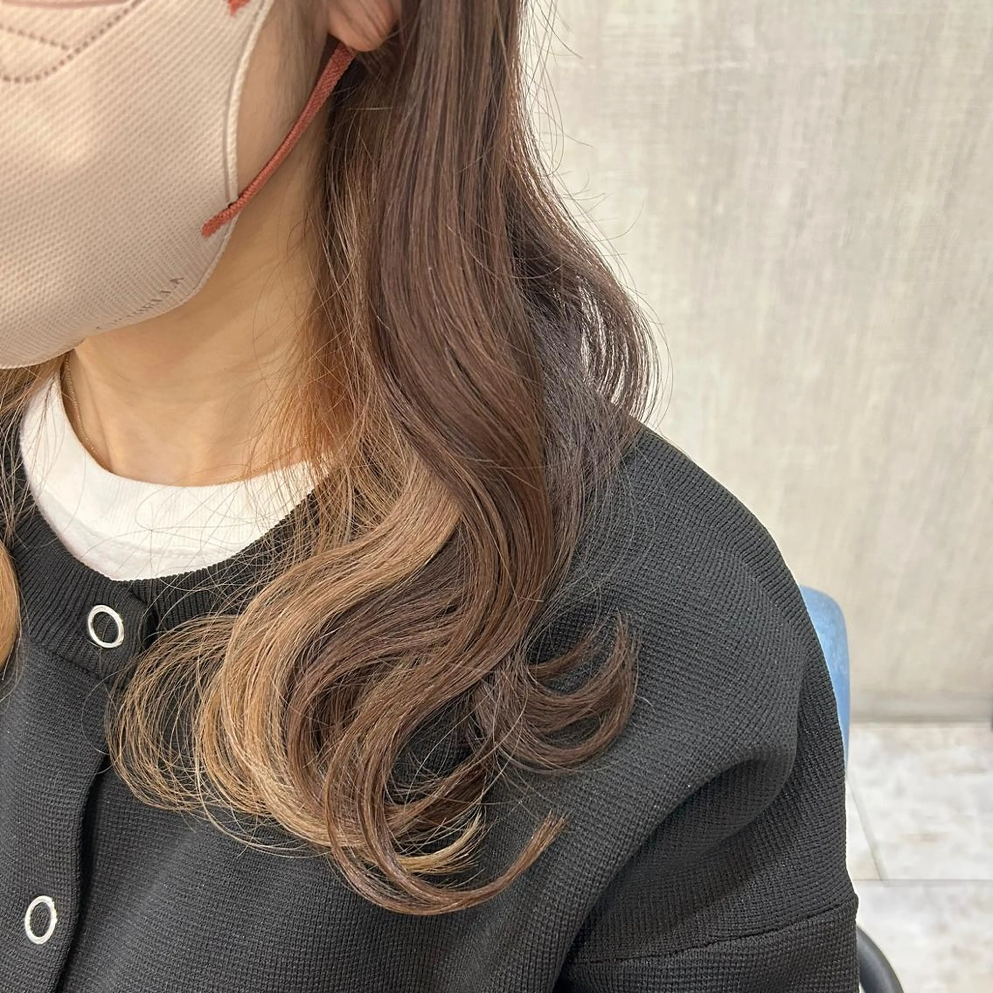 ミディアム カラー カット ヘアカラー トリートメント 🫧透け感⋆艶髪💎 山口アヤカのヘアスタイル