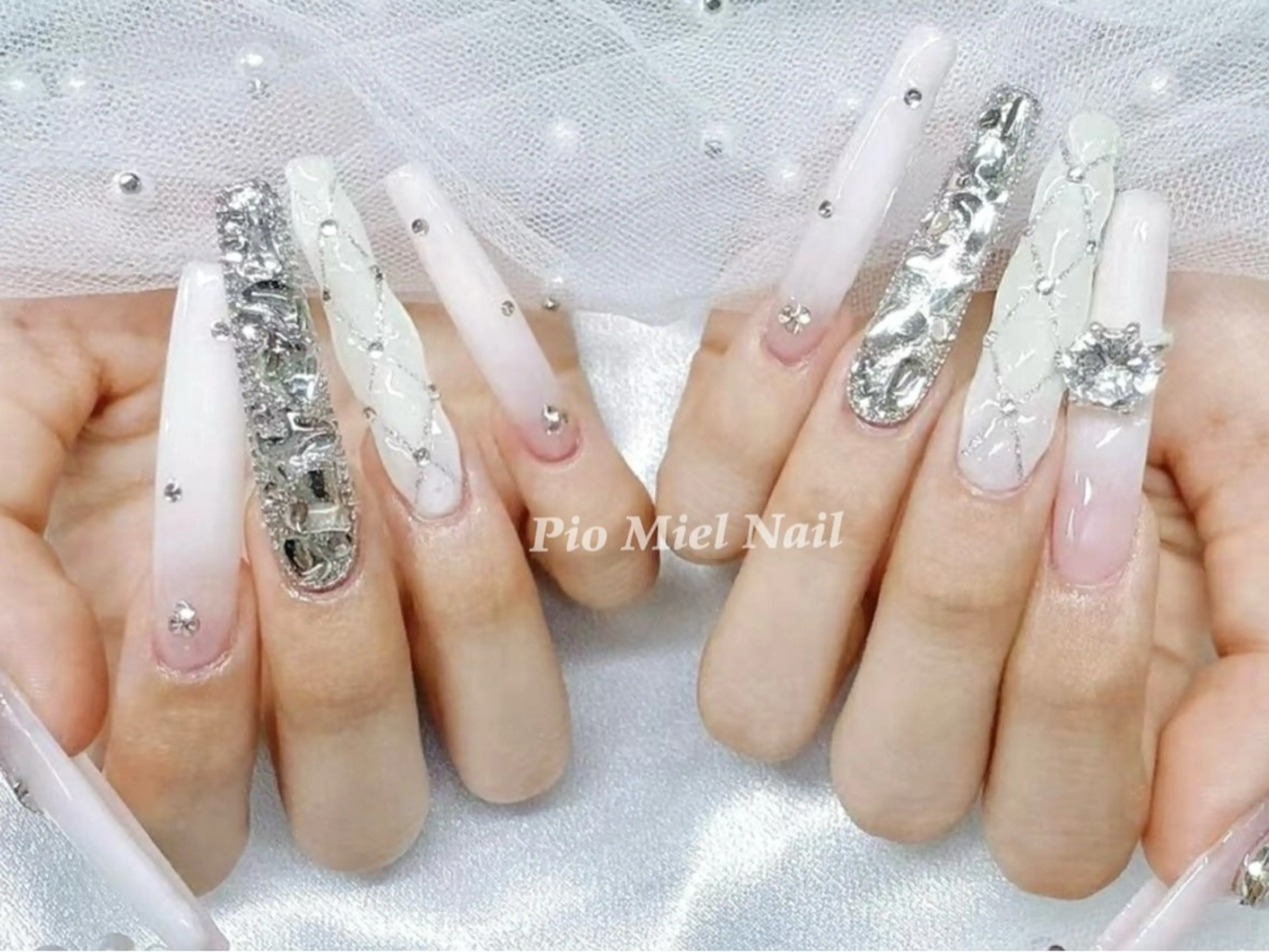 ネイル ハンドネイル ハンドケア Pio Mielのネイルデザイン