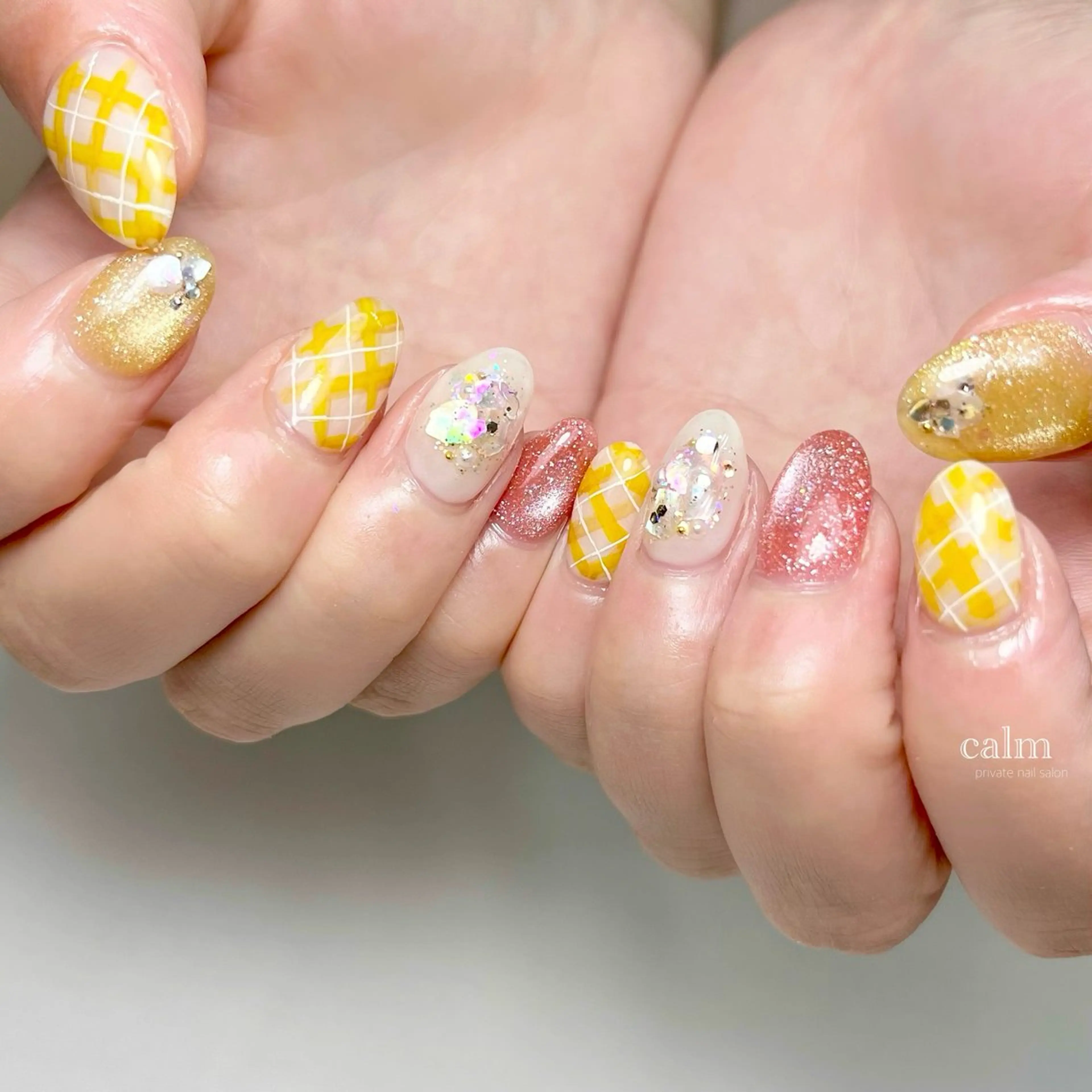 ネイル ハンドネイル calm 〔ｶｰﾑ〕のネイルデザイン