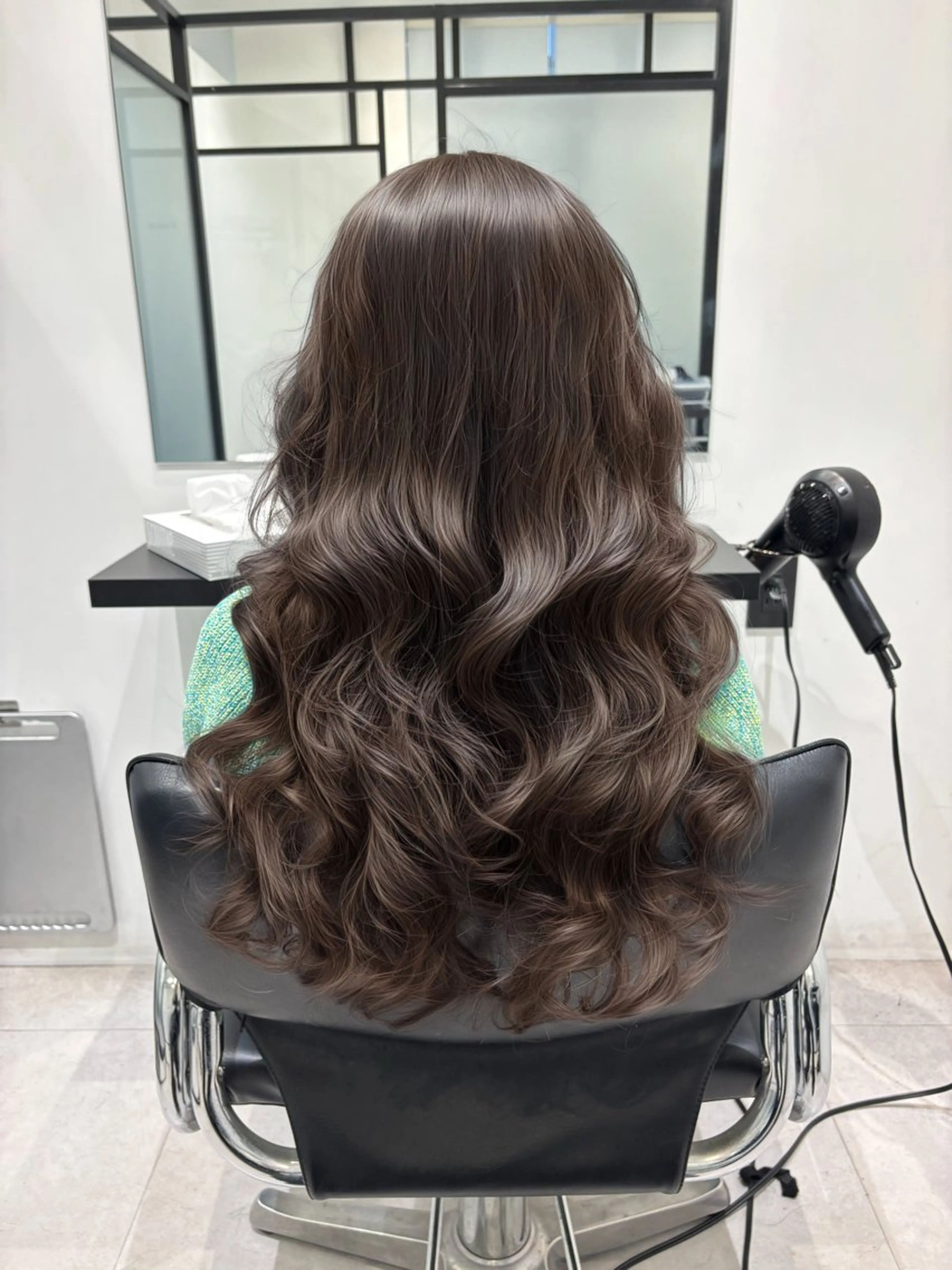 ロング パーマ 塚原 蒼志のヘアスタイル
