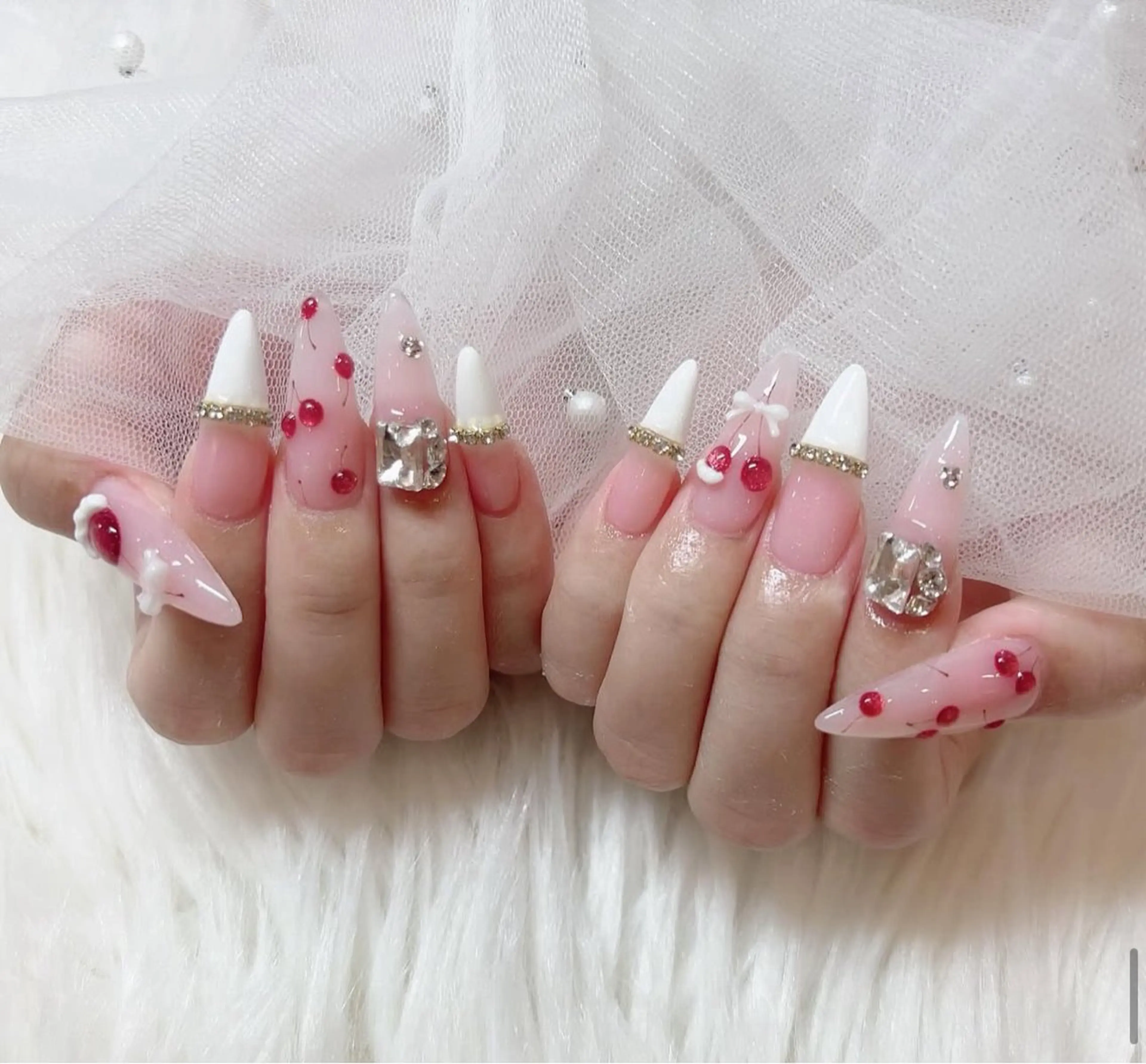 ネイル アートネイル フレンチネイル ジェルネイル 韓国ネイル マグネットネイル Lenie Nail Salonのネイルデザイン