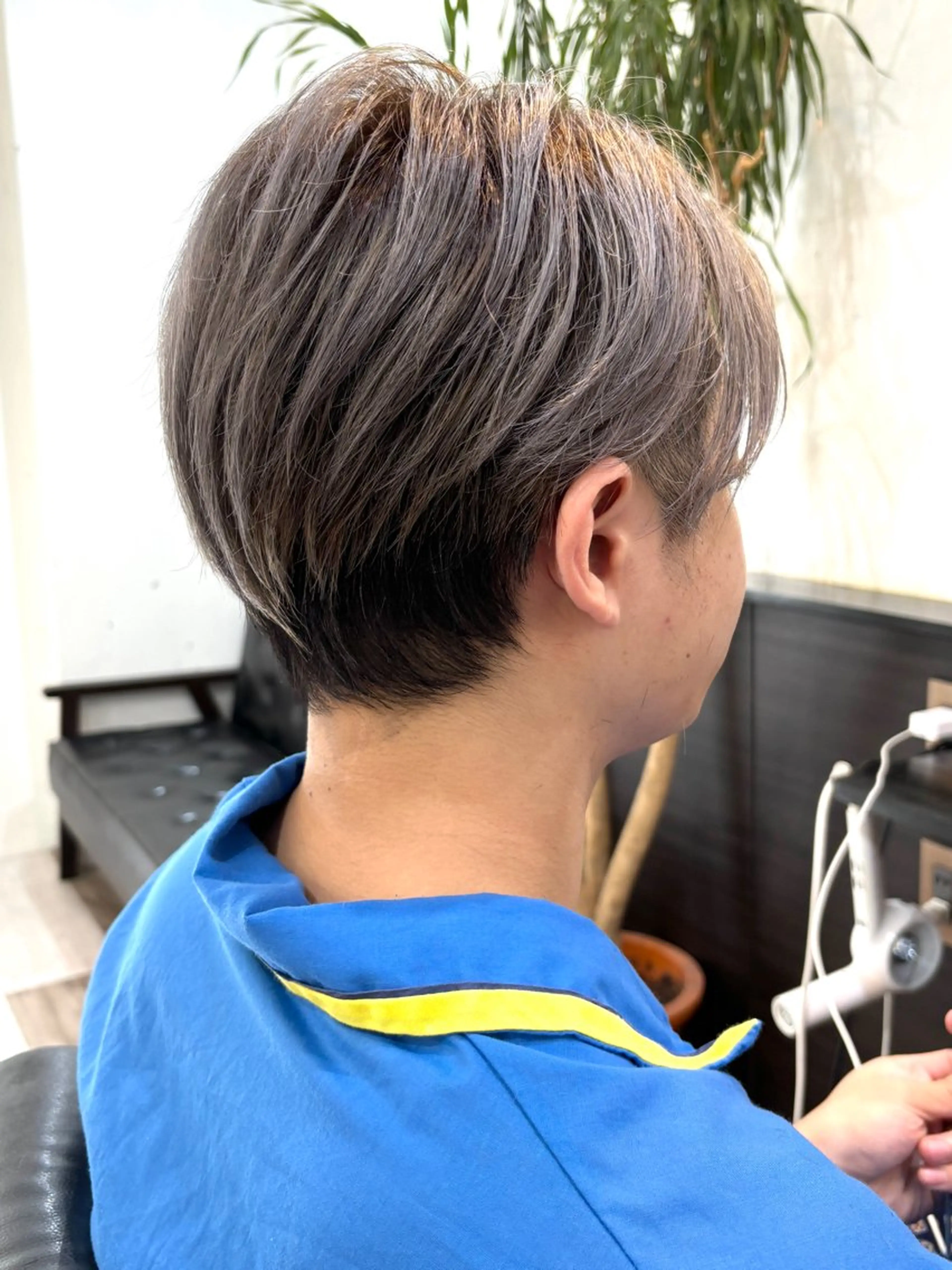 ミディアム カット 小林 拓也のヘアスタイル