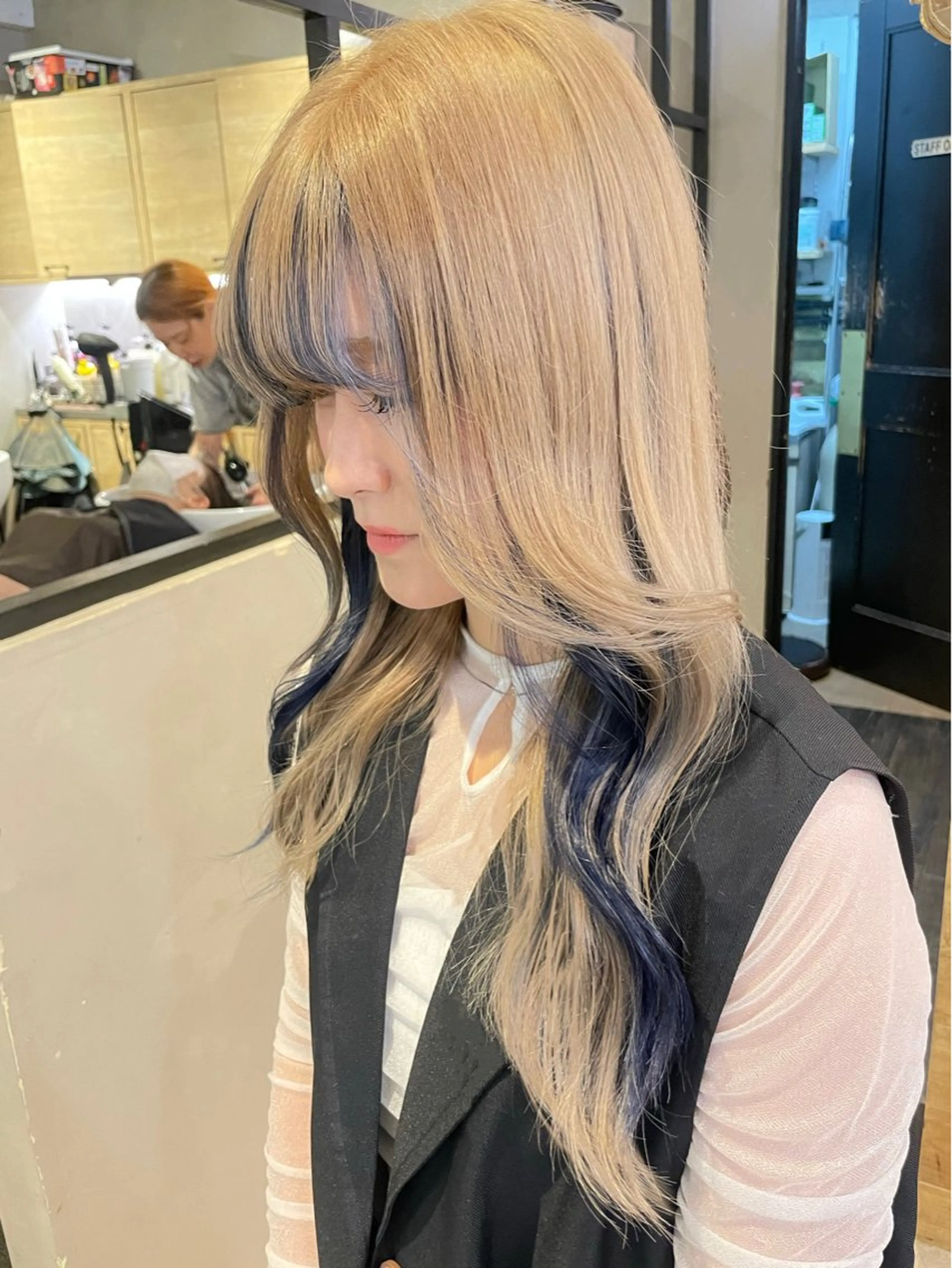 ロング ヘアカラー トリートメント EIGHT　サイショ ミズキのヘアスタイル