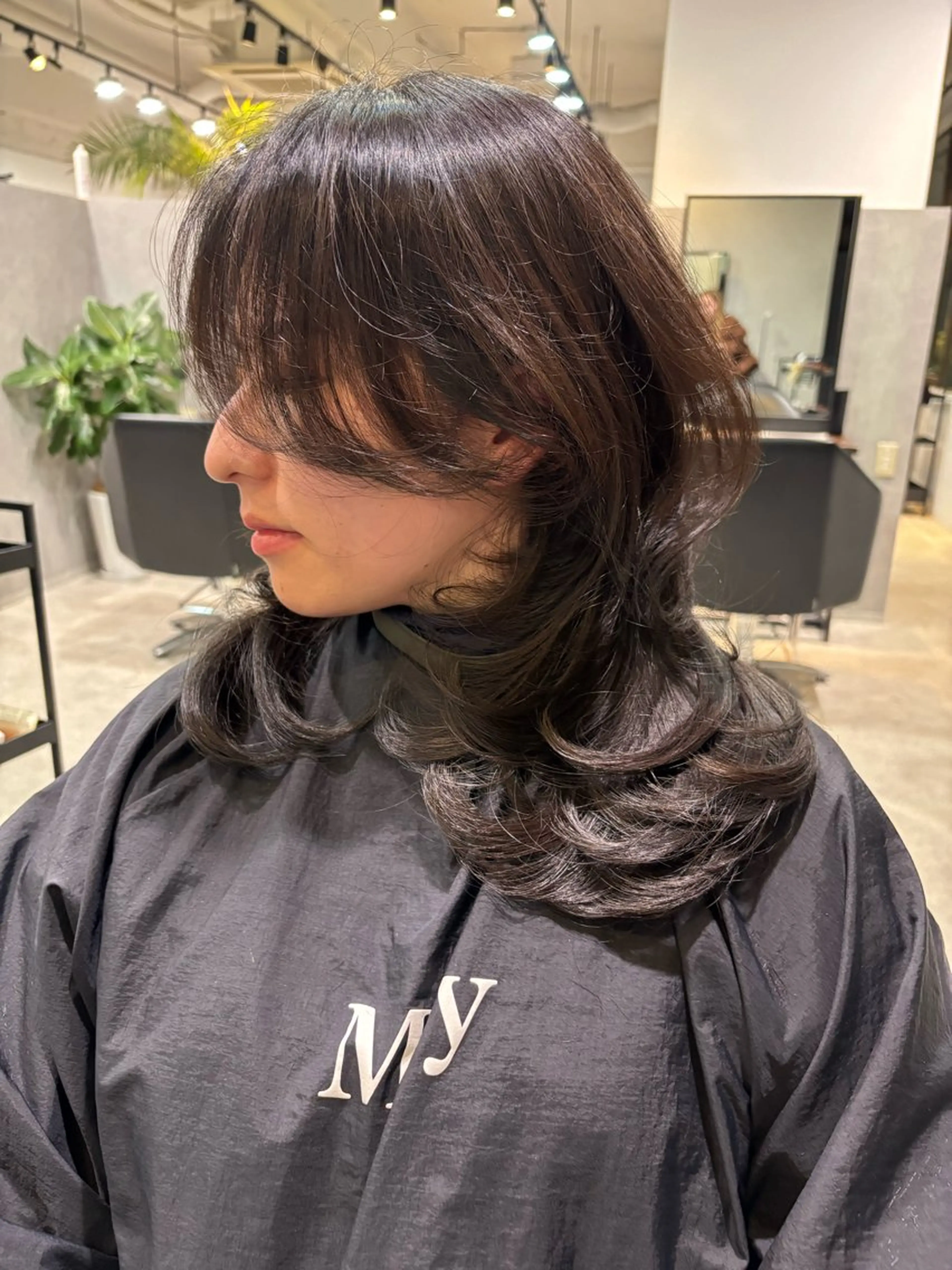 ミディアム 心斎橋/海外レイヤー 募集中三好玲奈のヘアスタイル