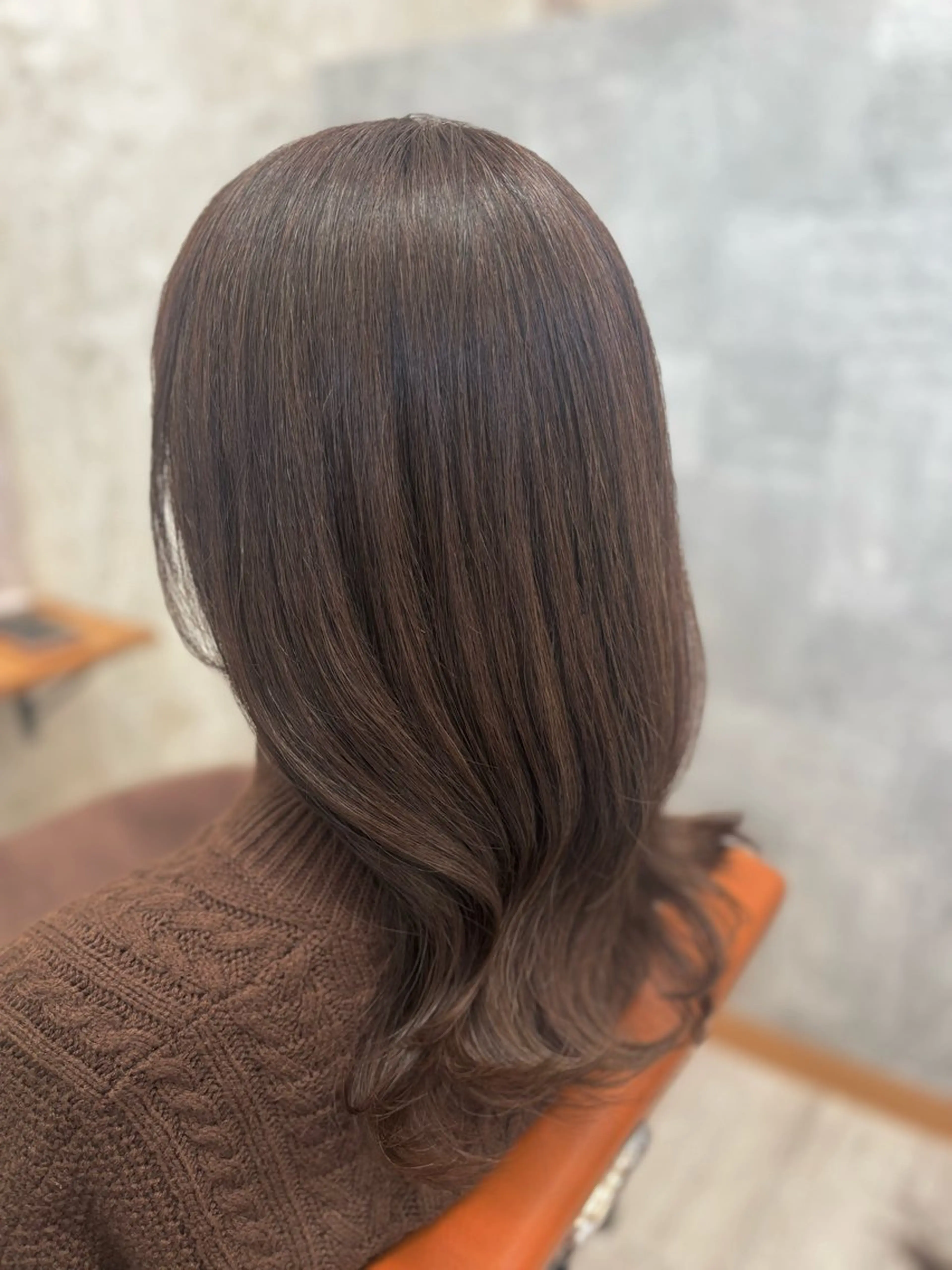 セミロング カラー ブラウンカラー くすみブラウン Misaki ミサキのヘアスタイル